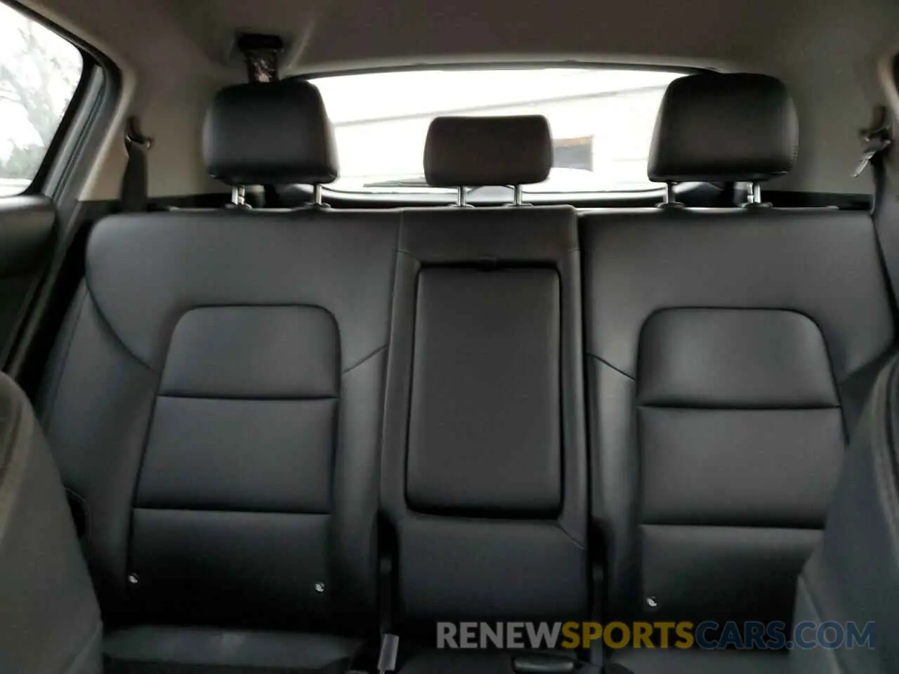 10 Photograph of a damaged car KNDPN3AC9L7659104 KIA SPORTAGE 2020