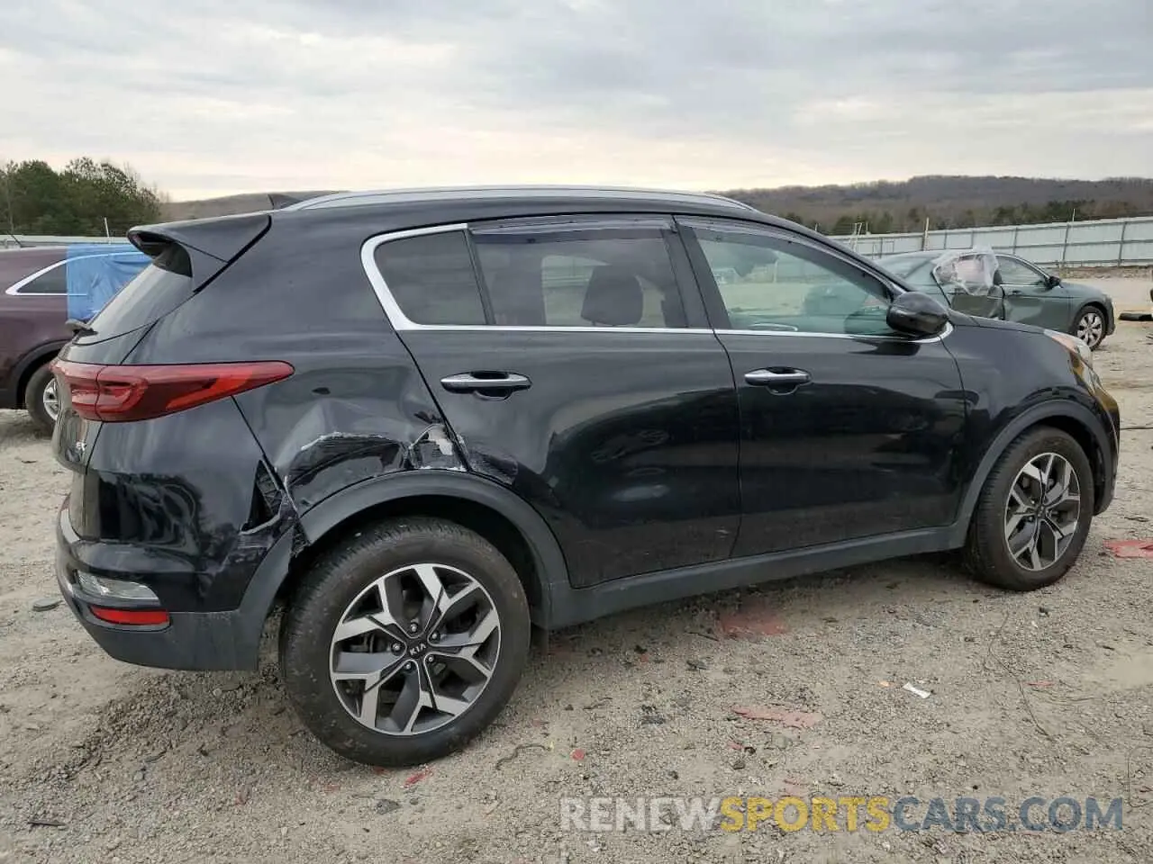 3 Photograph of a damaged car KNDPN3AC9L7659104 KIA SPORTAGE 2020