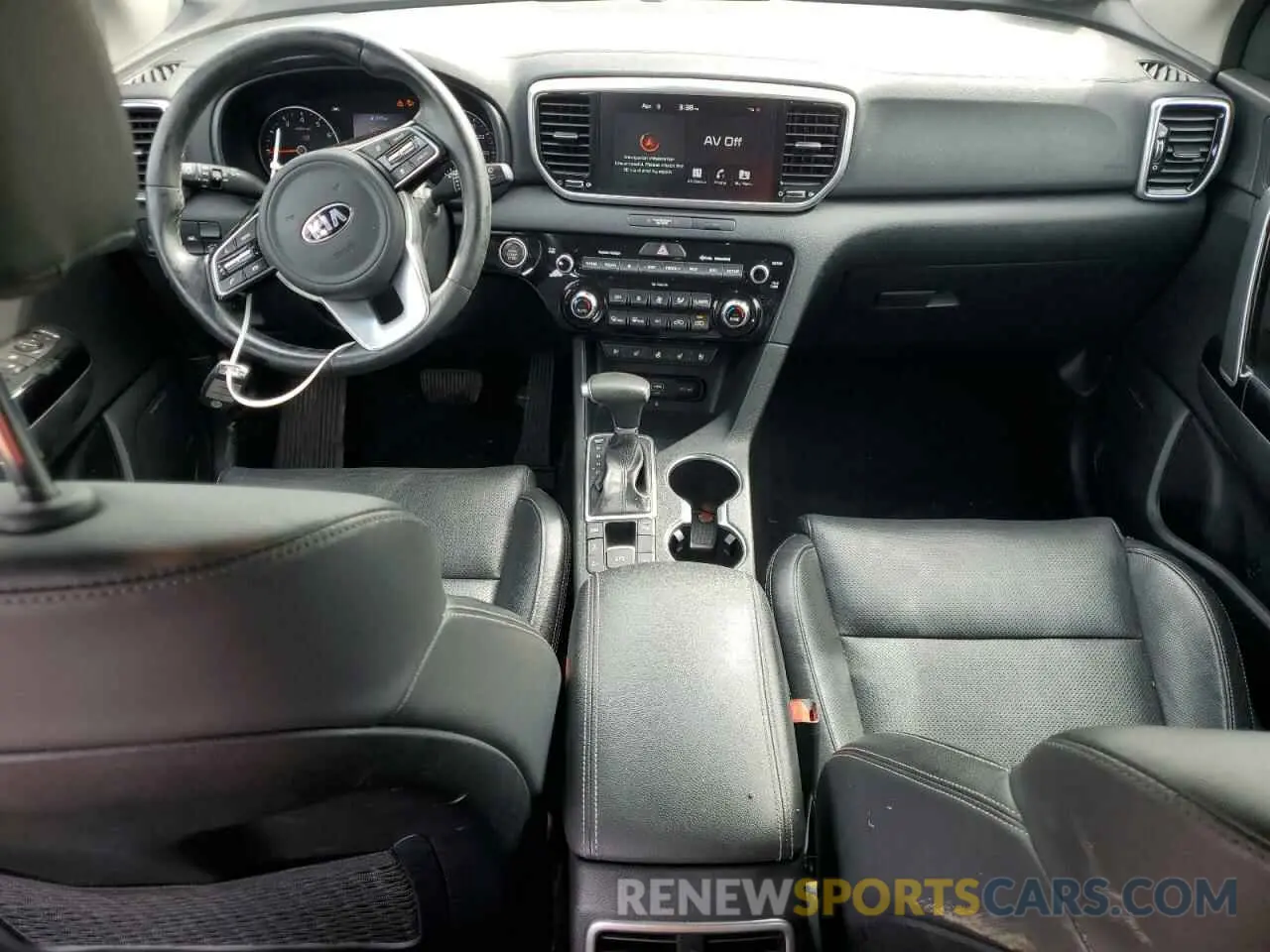 8 Photograph of a damaged car KNDPNCAC5L7838286 KIA SPORTAGE 2020