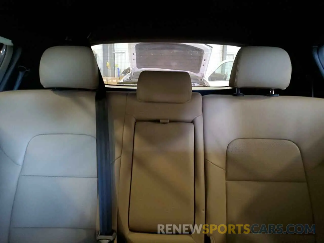 10 Photograph of a damaged car KNDPRCA66L7651721 KIA SPORTAGE 2020