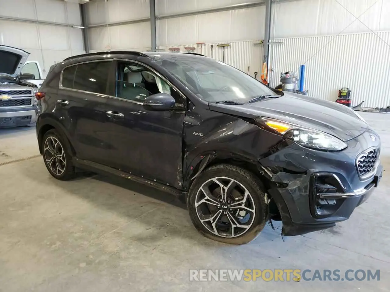 4 Photograph of a damaged car KNDPRCA66L7651721 KIA SPORTAGE 2020