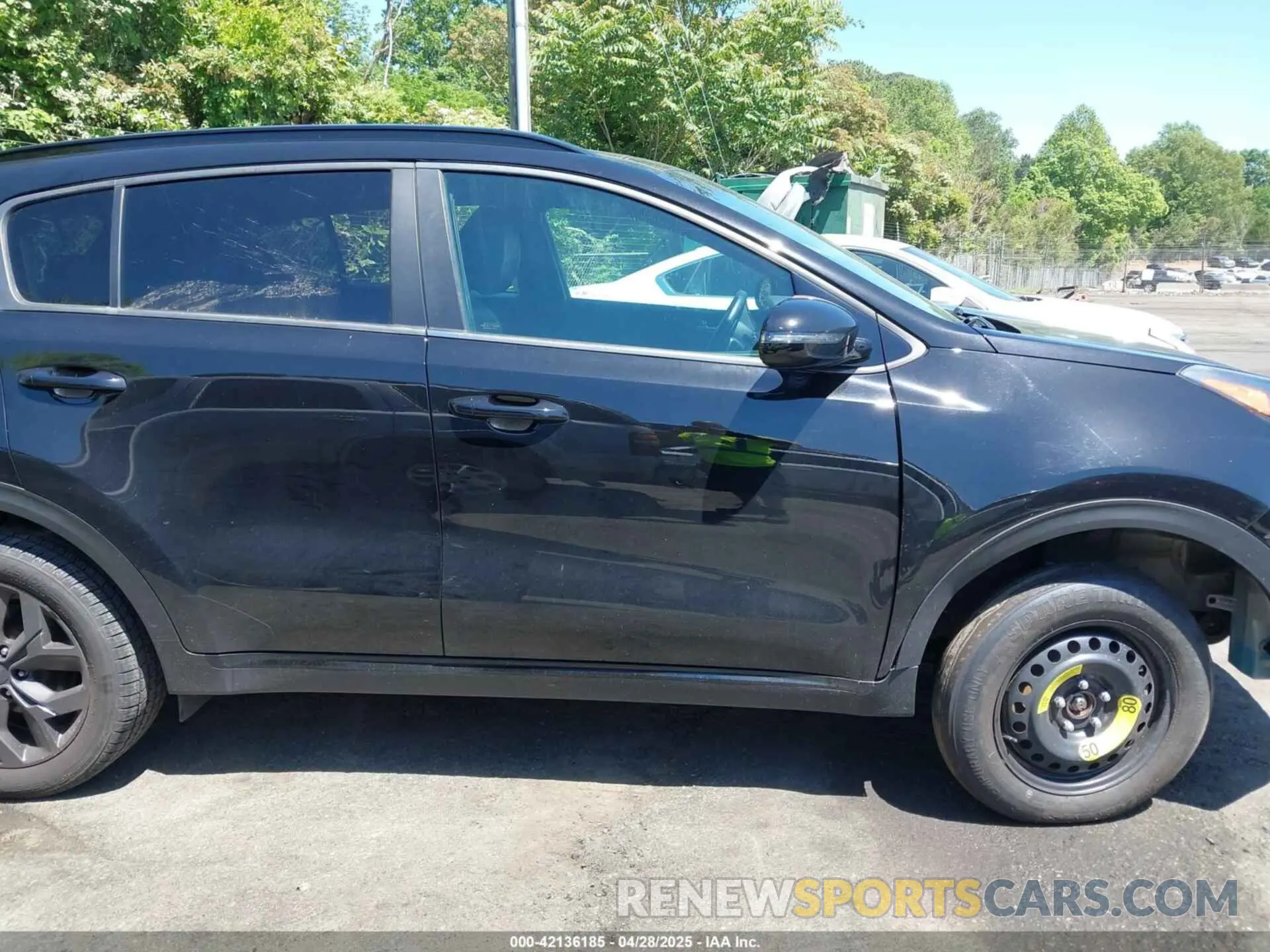 14 Photograph of a damaged car KNDP6CAC1M7852538 KIA SPORTAGE 2021