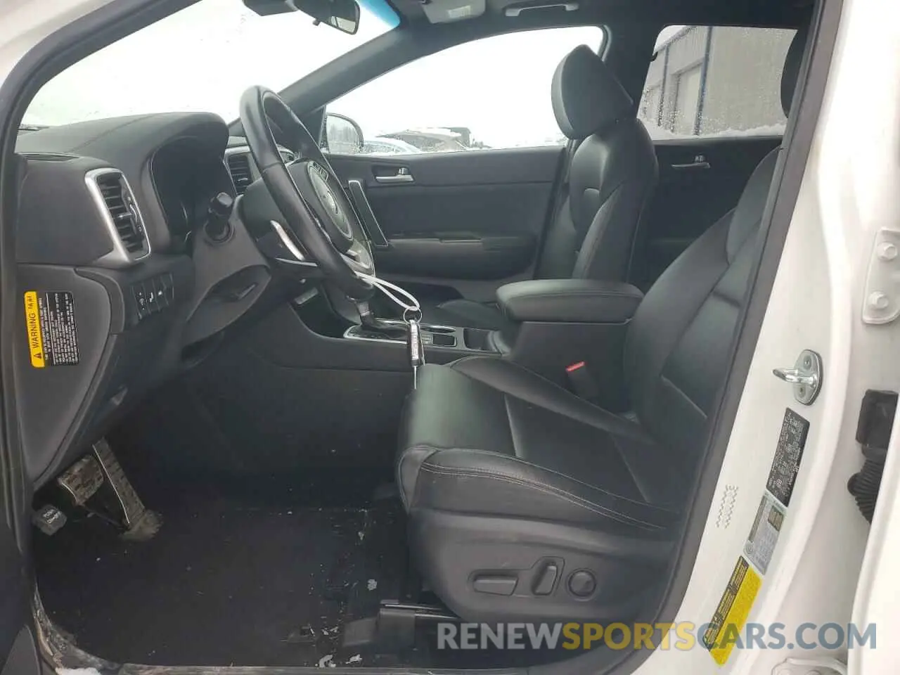 7 Photograph of a damaged car KNDP6CAC8M7935884 KIA SPORTAGE 2021