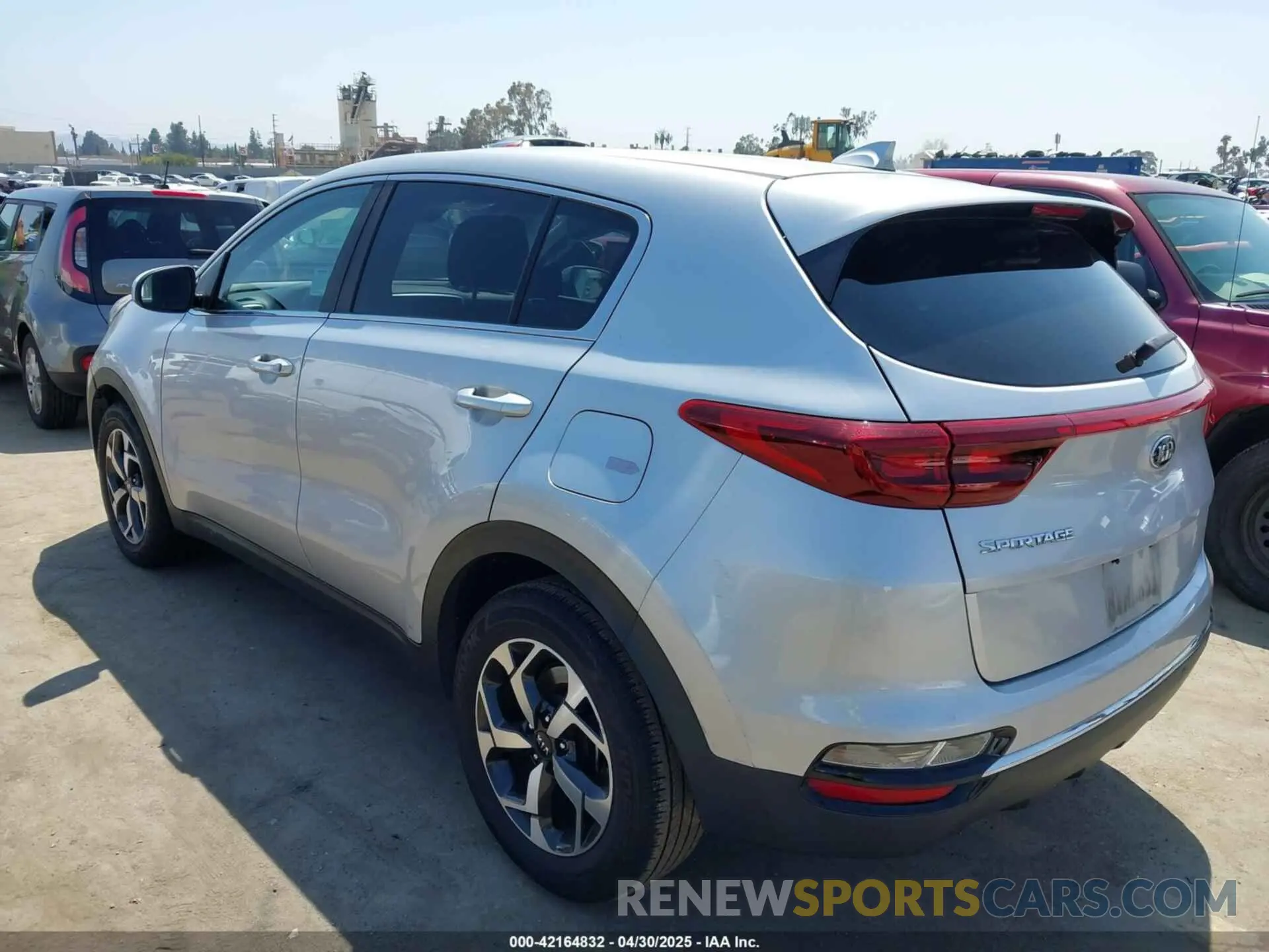3 Фотография поврежденного автомобиля KNDPM3AC0M7916235 KIA SPORTAGE 2021