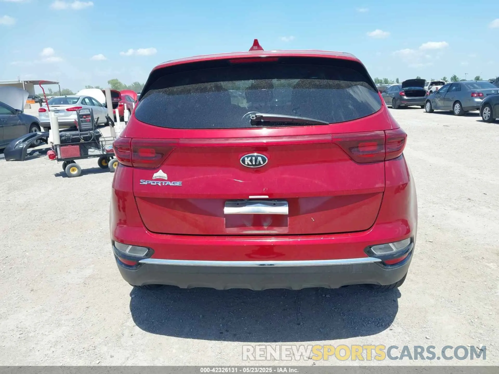 16 Photograph of a damaged car KNDPM3AC1M7873721 KIA SPORTAGE 2021