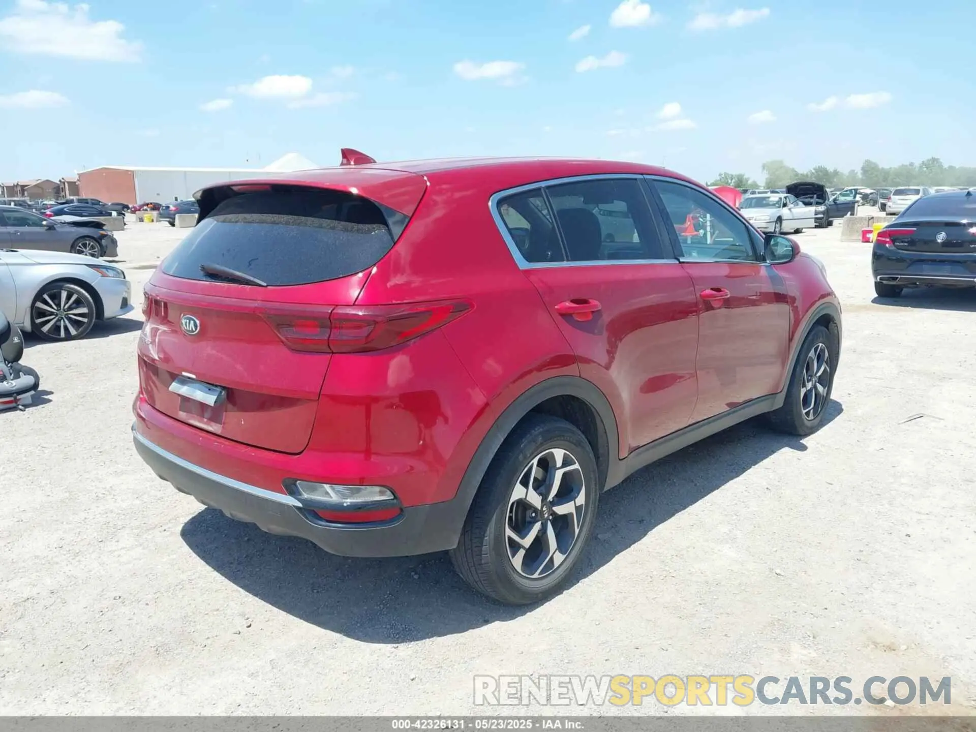 4 Photograph of a damaged car KNDPM3AC1M7873721 KIA SPORTAGE 2021