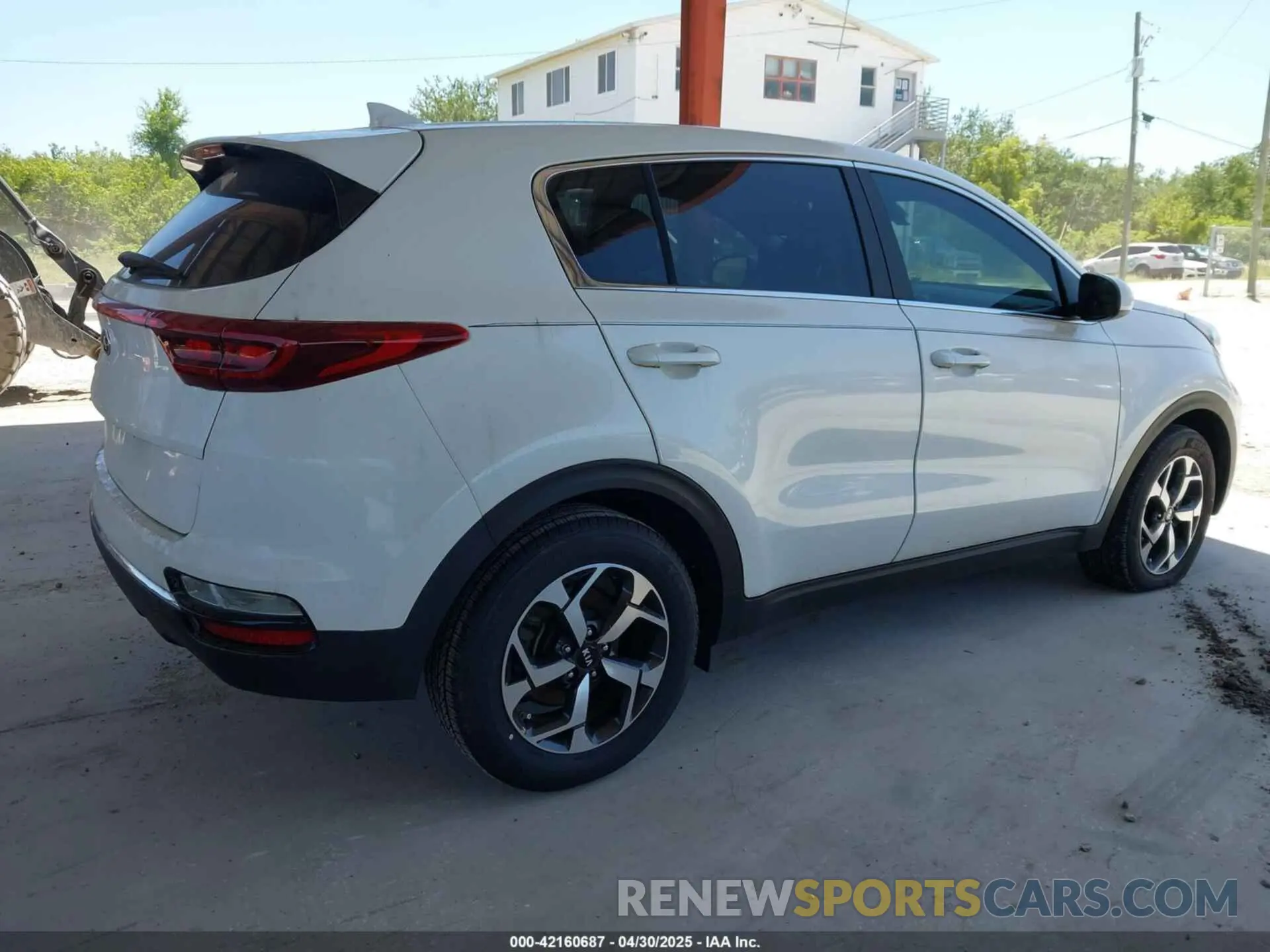 4 Фотография поврежденного автомобиля KNDPM3AC1M7931035 KIA SPORTAGE 2021