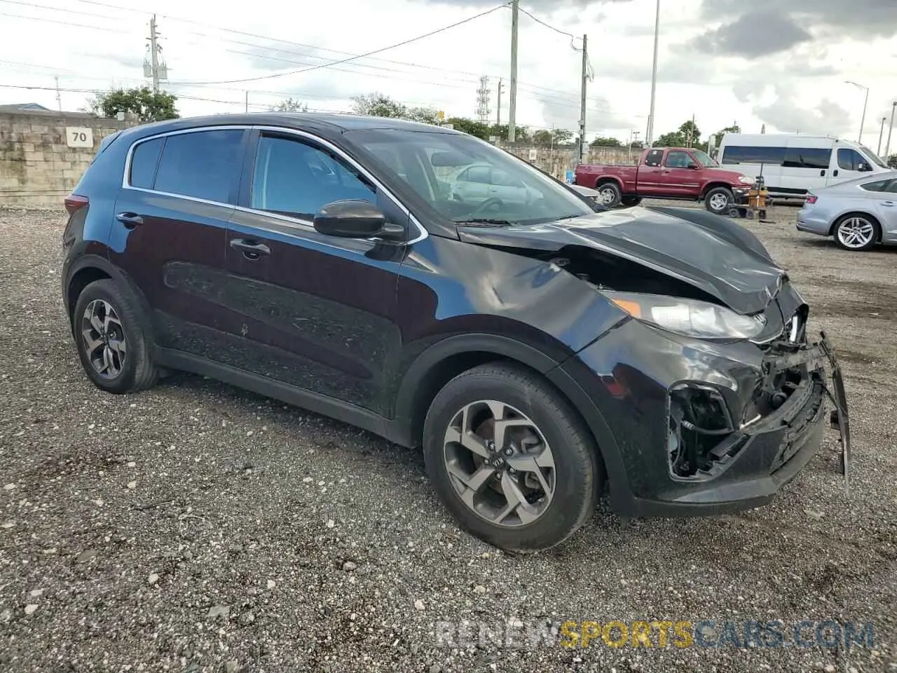 4 Photograph of a damaged car KNDPM3AC2M7874313 KIA SPORTAGE 2021