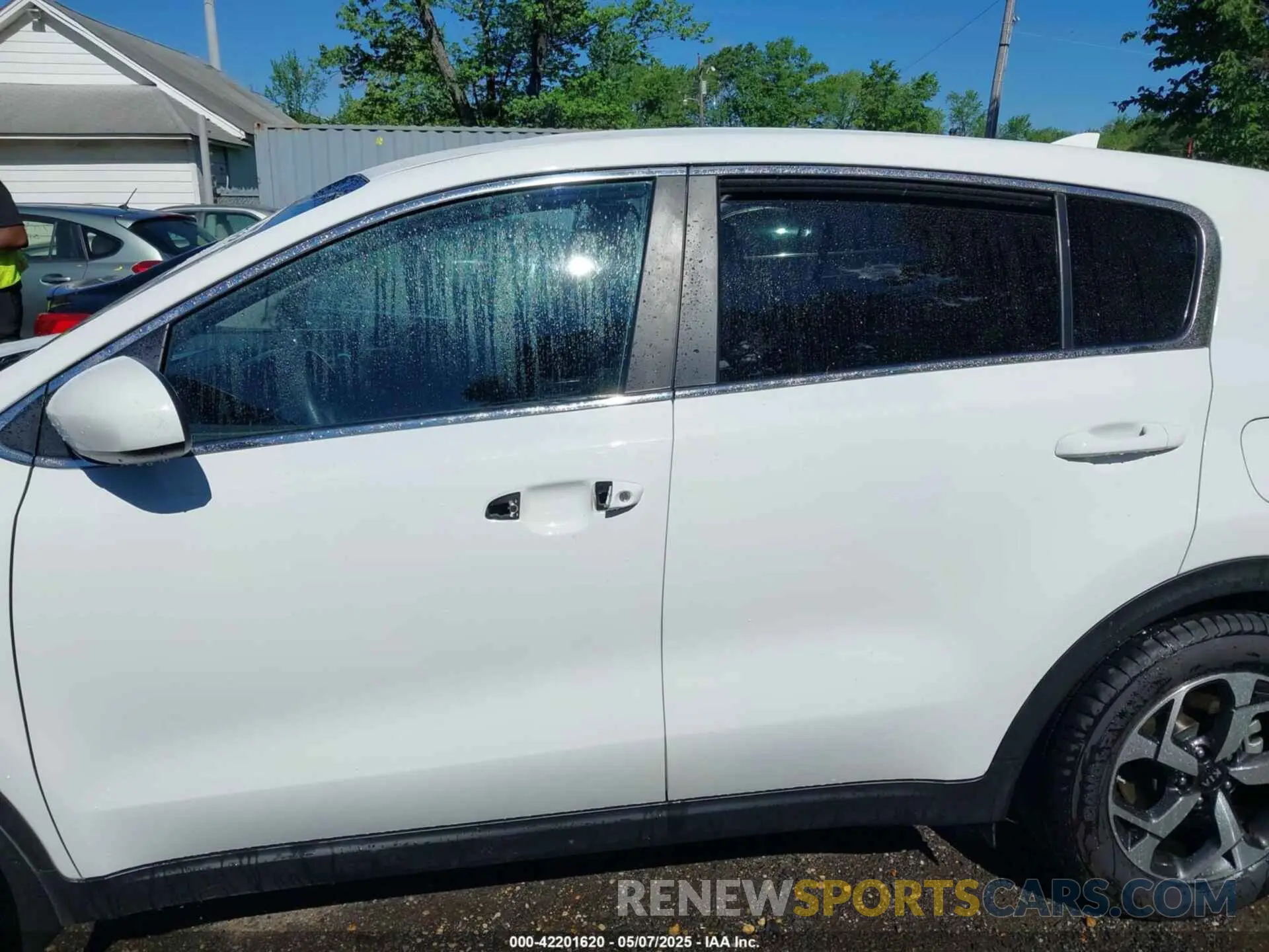 13 Photograph of a damaged car KNDPM3AC3M7845709 KIA SPORTAGE 2021