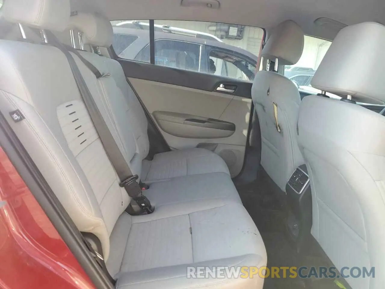 11 Фотография поврежденного автомобиля KNDPM3AC3M7861263 KIA SPORTAGE 2021