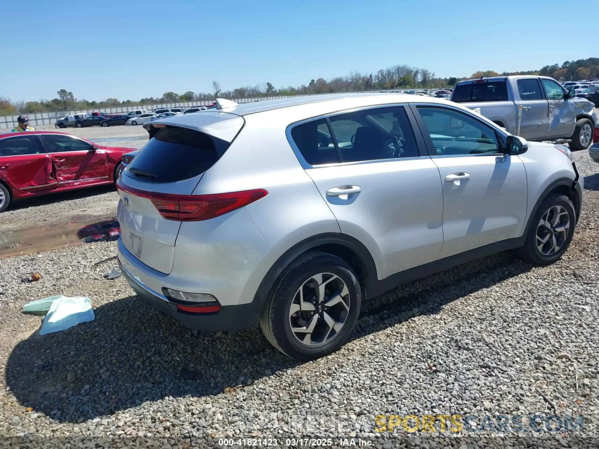 4 Photograph of a damaged car KNDPM3AC5M7842763 KIA SPORTAGE 2021