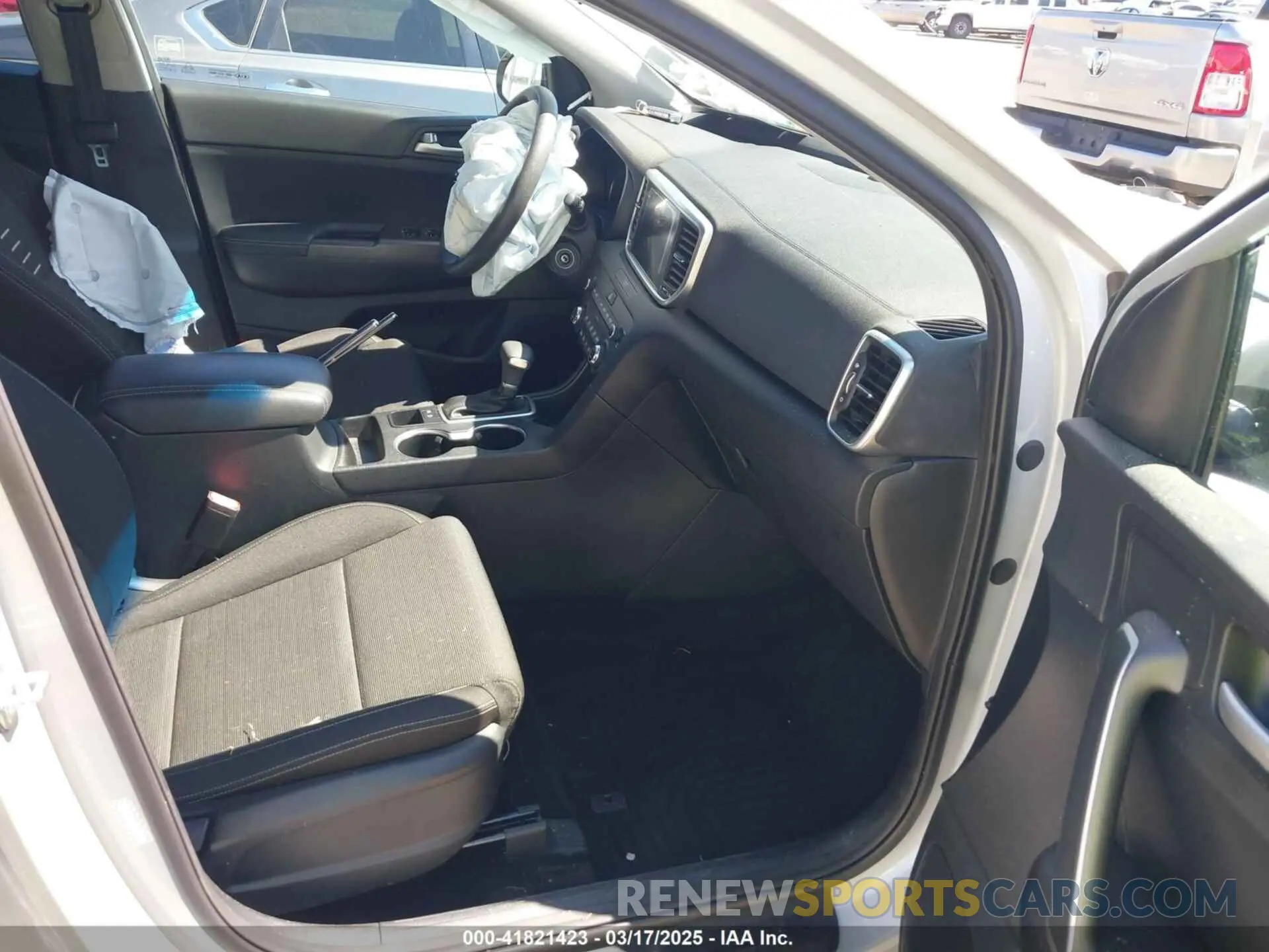 5 Photograph of a damaged car KNDPM3AC5M7842763 KIA SPORTAGE 2021