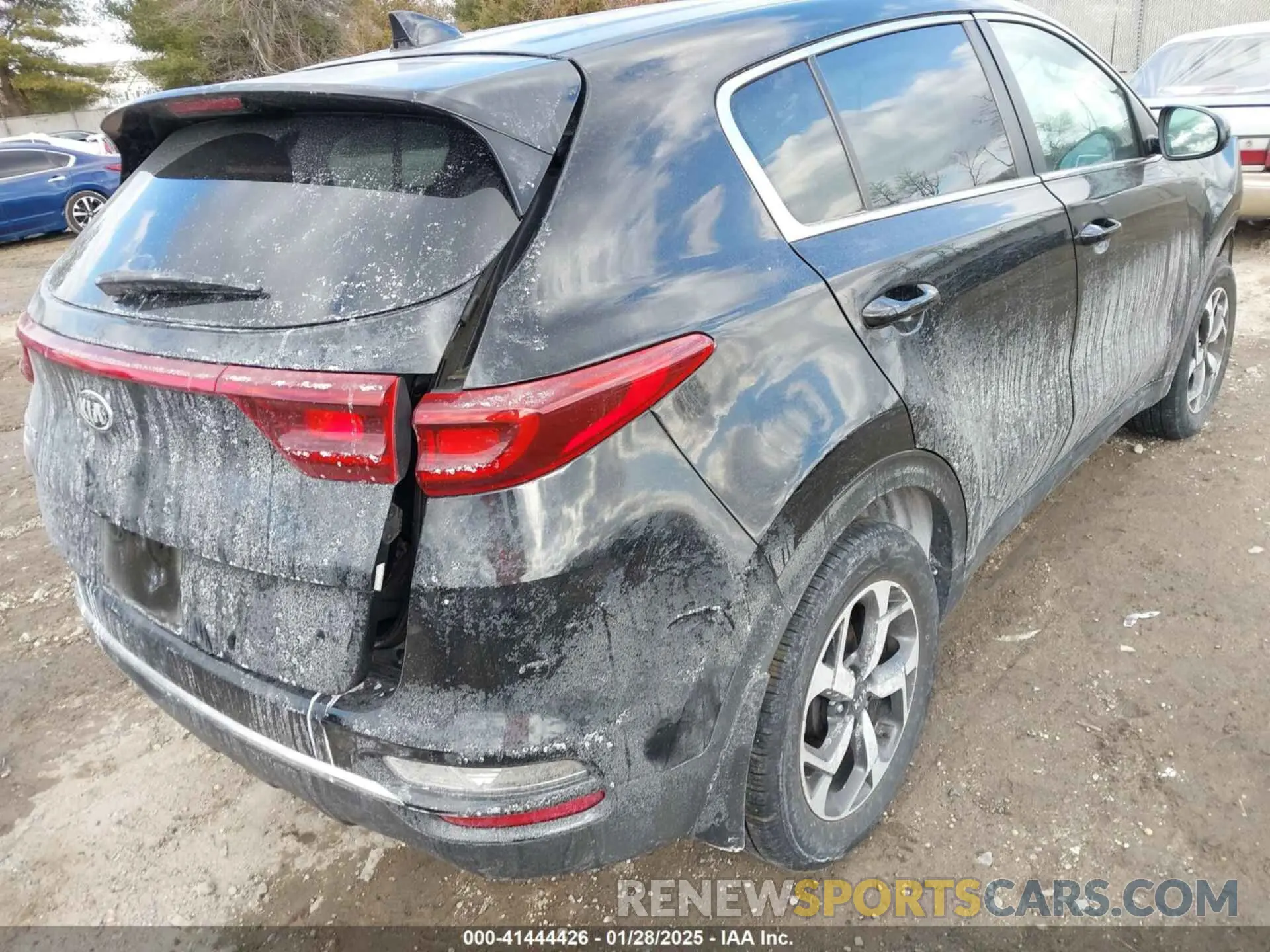 4 Фотография поврежденного автомобиля KNDPM3AC6M7845686 KIA SPORTAGE 2021
