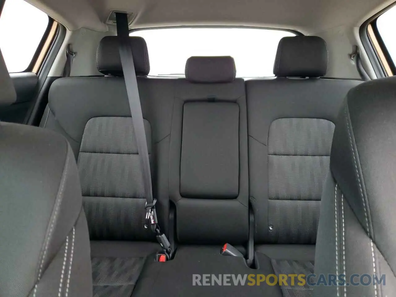 10 Photograph of a damaged car KNDPM3AC7M7884027 KIA SPORTAGE 2021