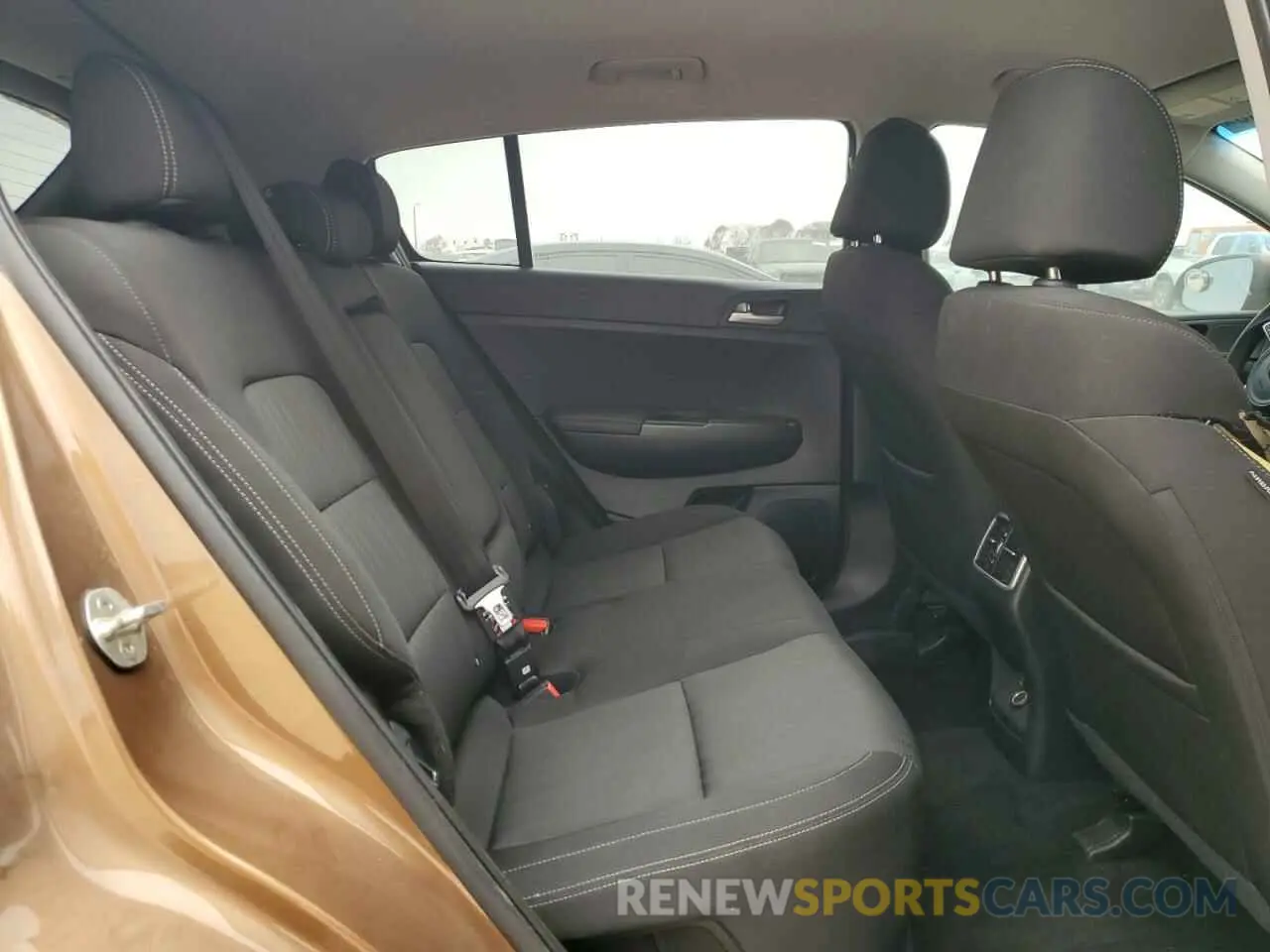 11 Photograph of a damaged car KNDPM3AC7M7884027 KIA SPORTAGE 2021