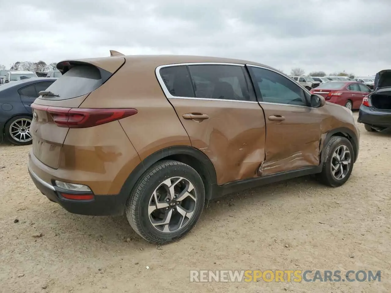 3 Photograph of a damaged car KNDPM3AC7M7884027 KIA SPORTAGE 2021