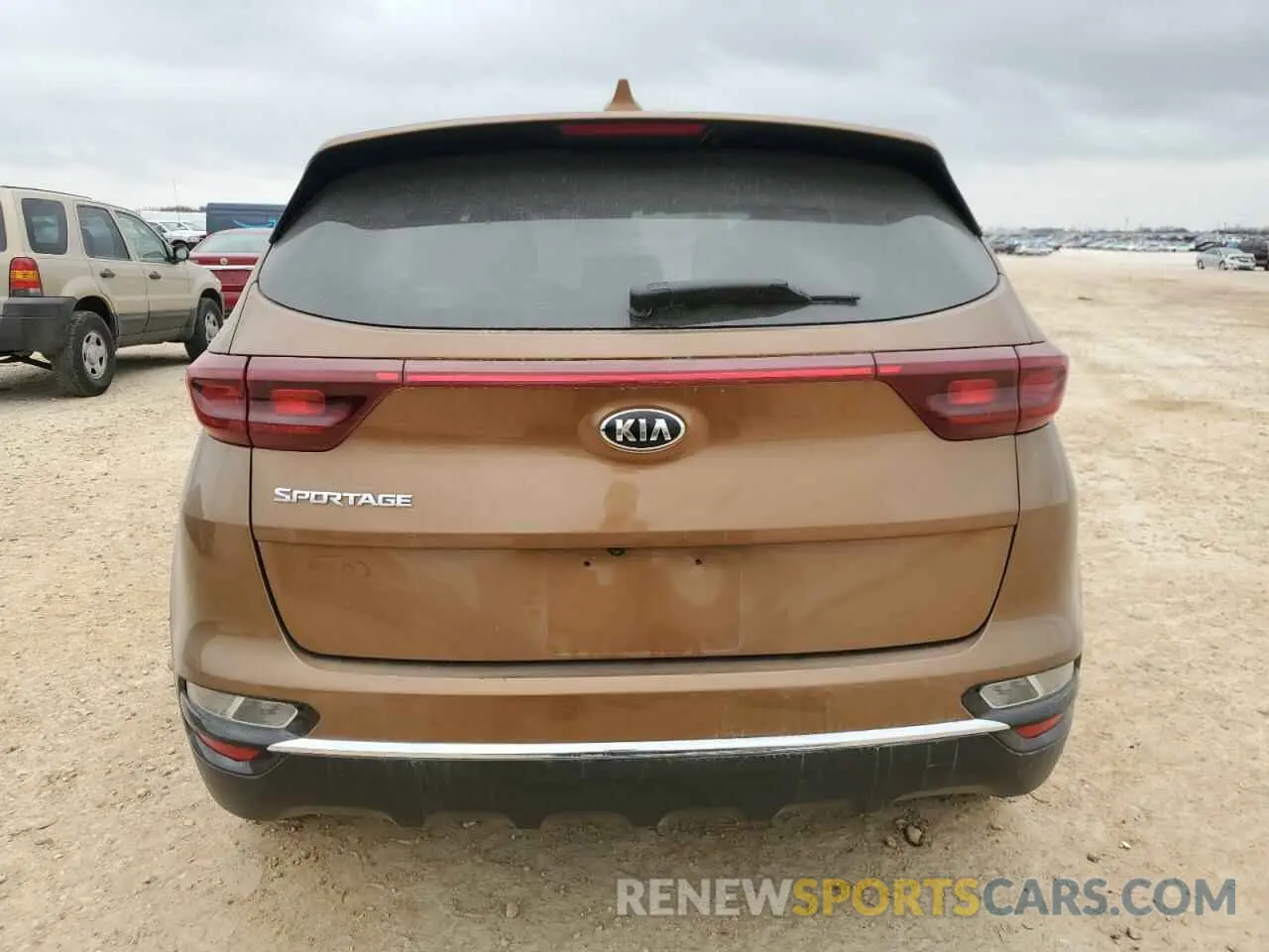 6 Photograph of a damaged car KNDPM3AC7M7884027 KIA SPORTAGE 2021