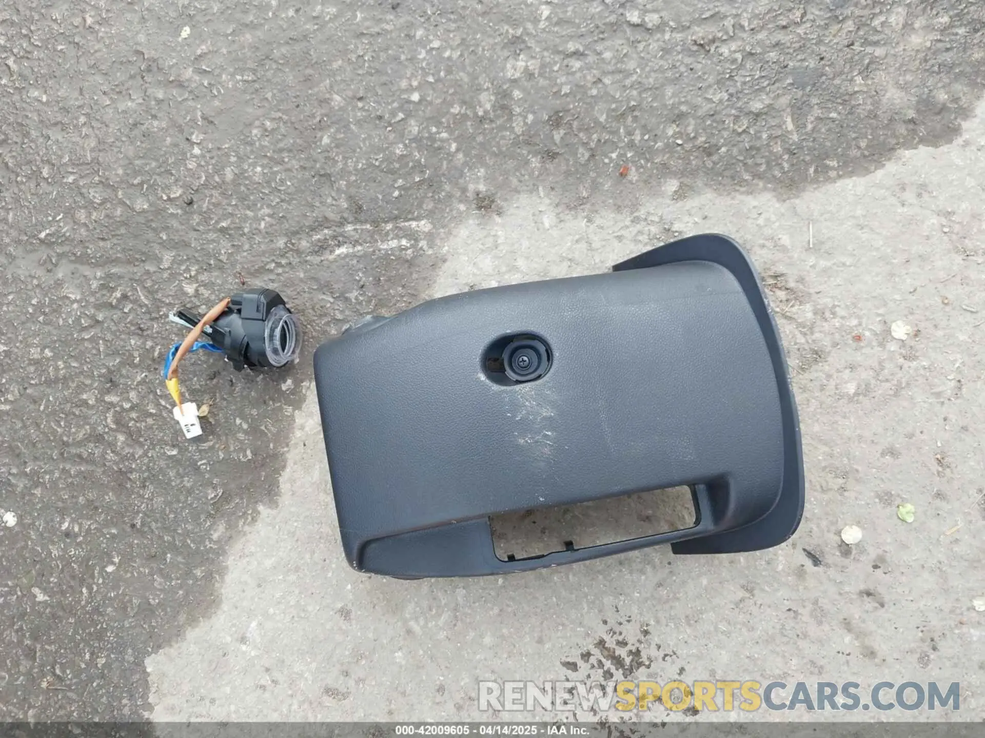 12 Фотография поврежденного автомобиля KNDPM3AC8M7884747 KIA SPORTAGE 2021