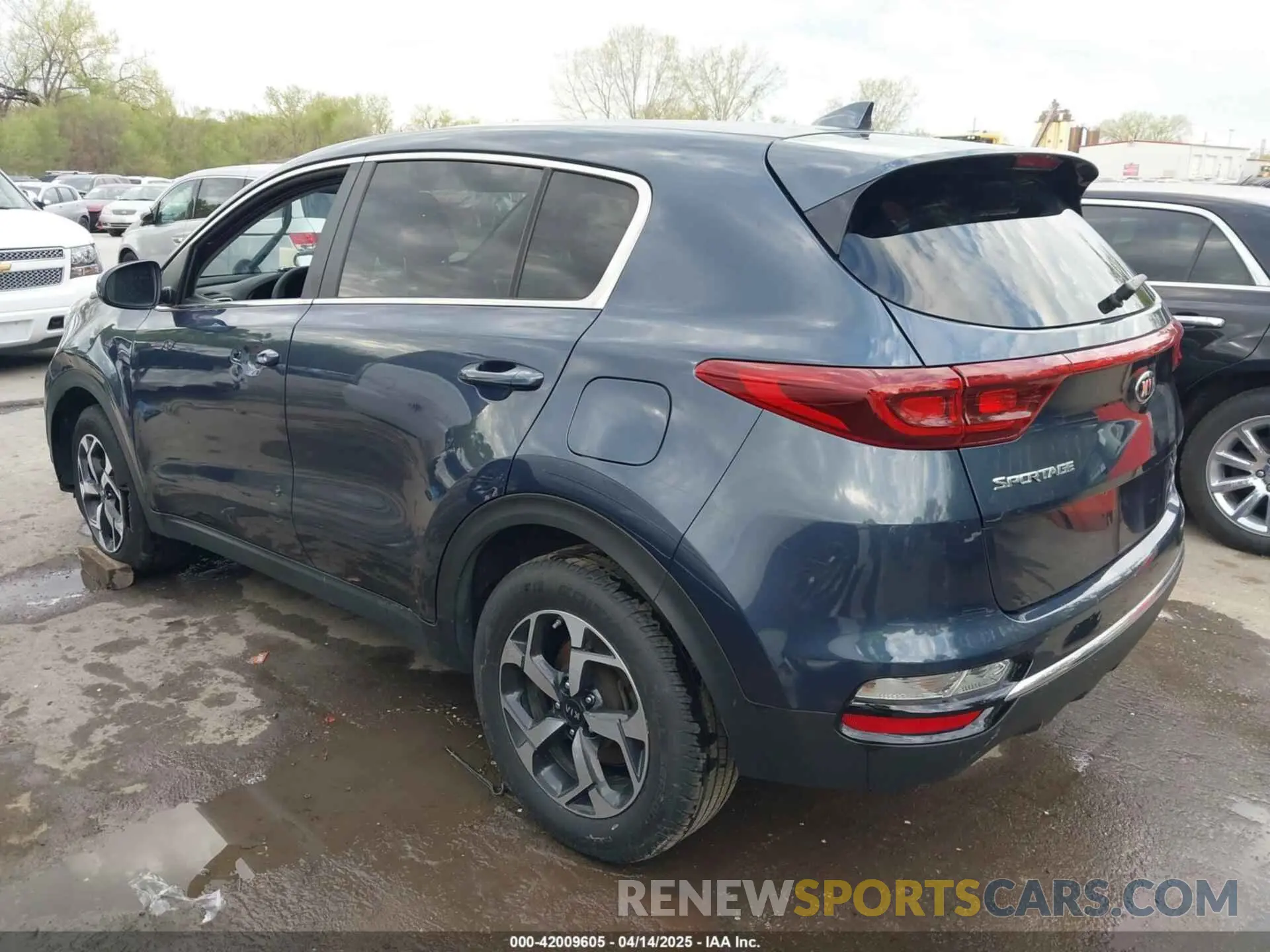 3 Фотография поврежденного автомобиля KNDPM3AC8M7884747 KIA SPORTAGE 2021