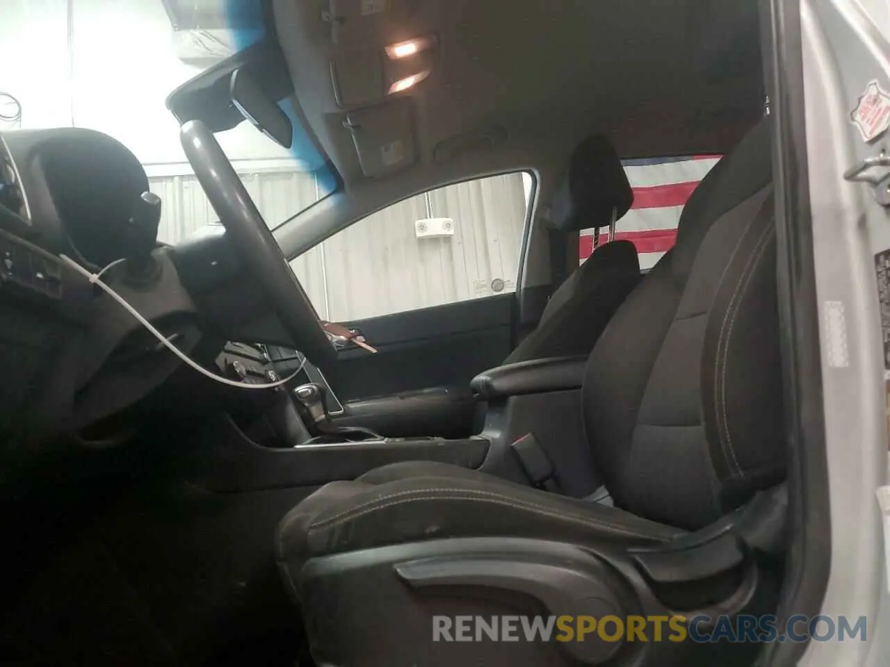 7 Фотография поврежденного автомобиля KNDPMCAC0M7900701 KIA SPORTAGE 2021