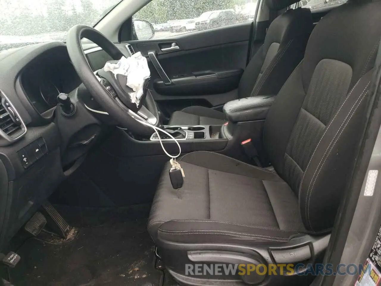 7 Фотография поврежденного автомобиля KNDPMCAC0M7906076 KIA SPORTAGE 2021