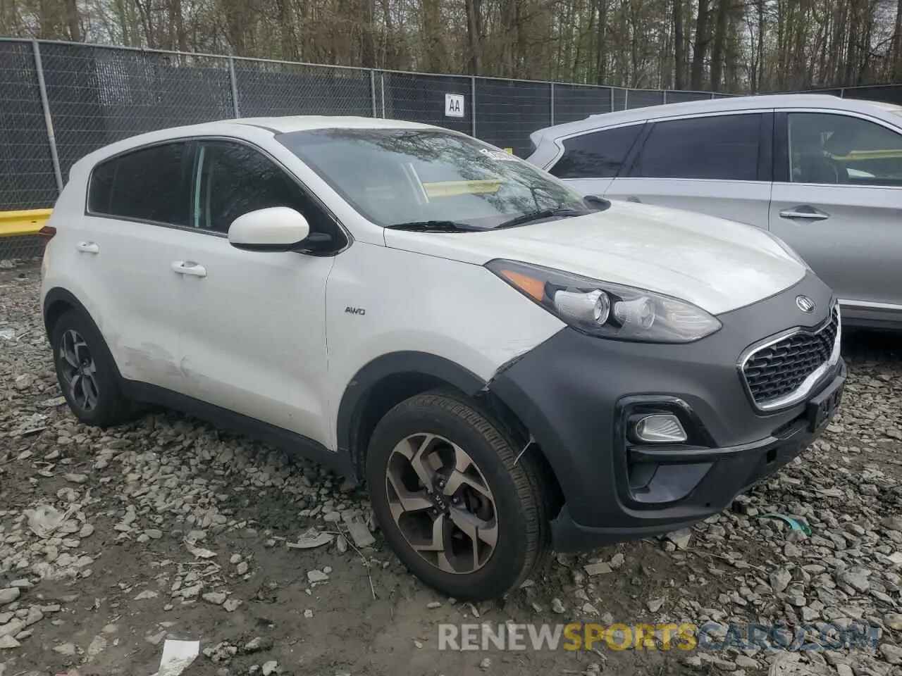4 Photograph of a damaged car KNDPMCAC2M7877082 KIA SPORTAGE 2021