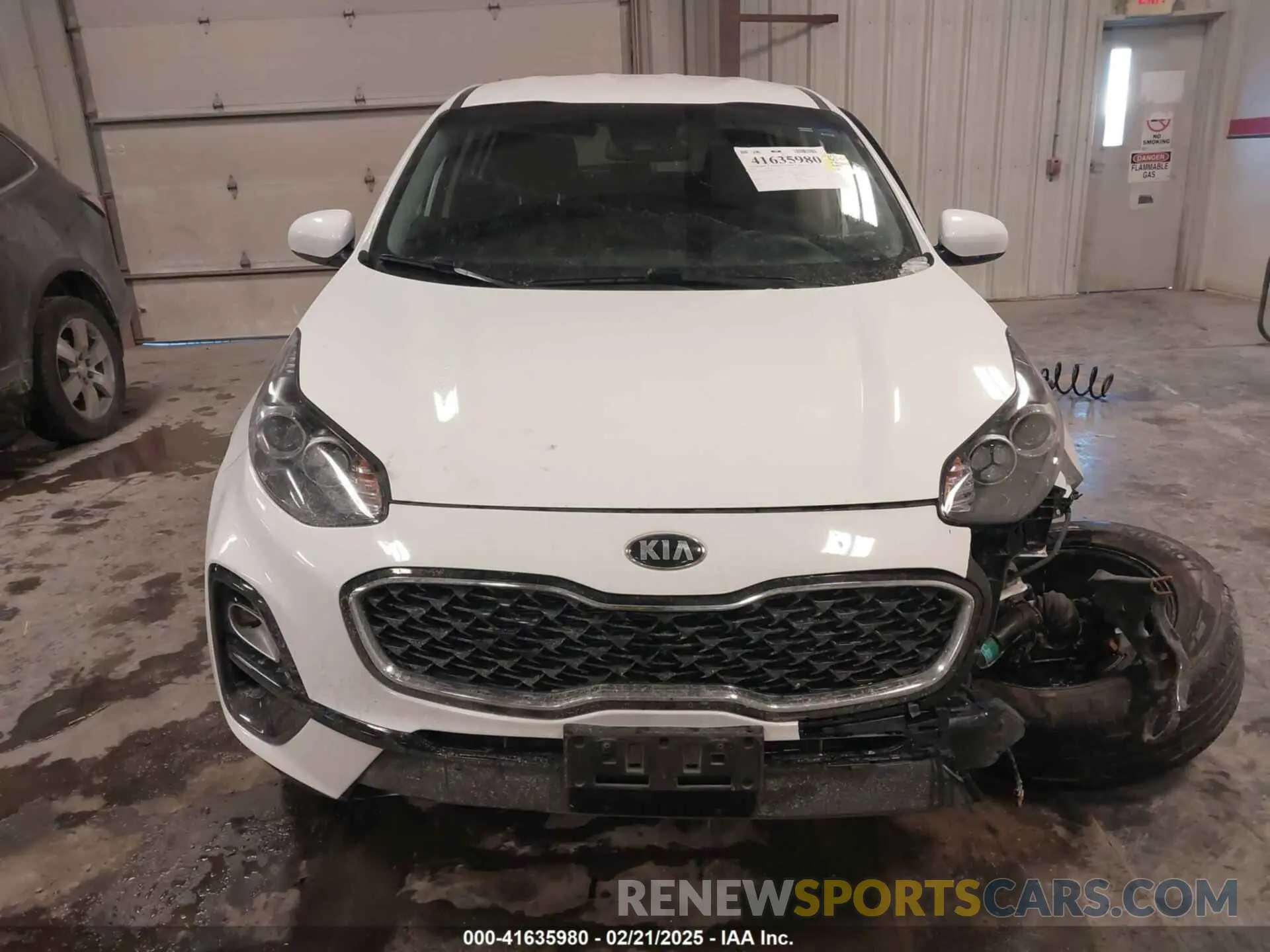 12 Photograph of a damaged car KNDPMCAC6M7905952 KIA SPORTAGE 2021