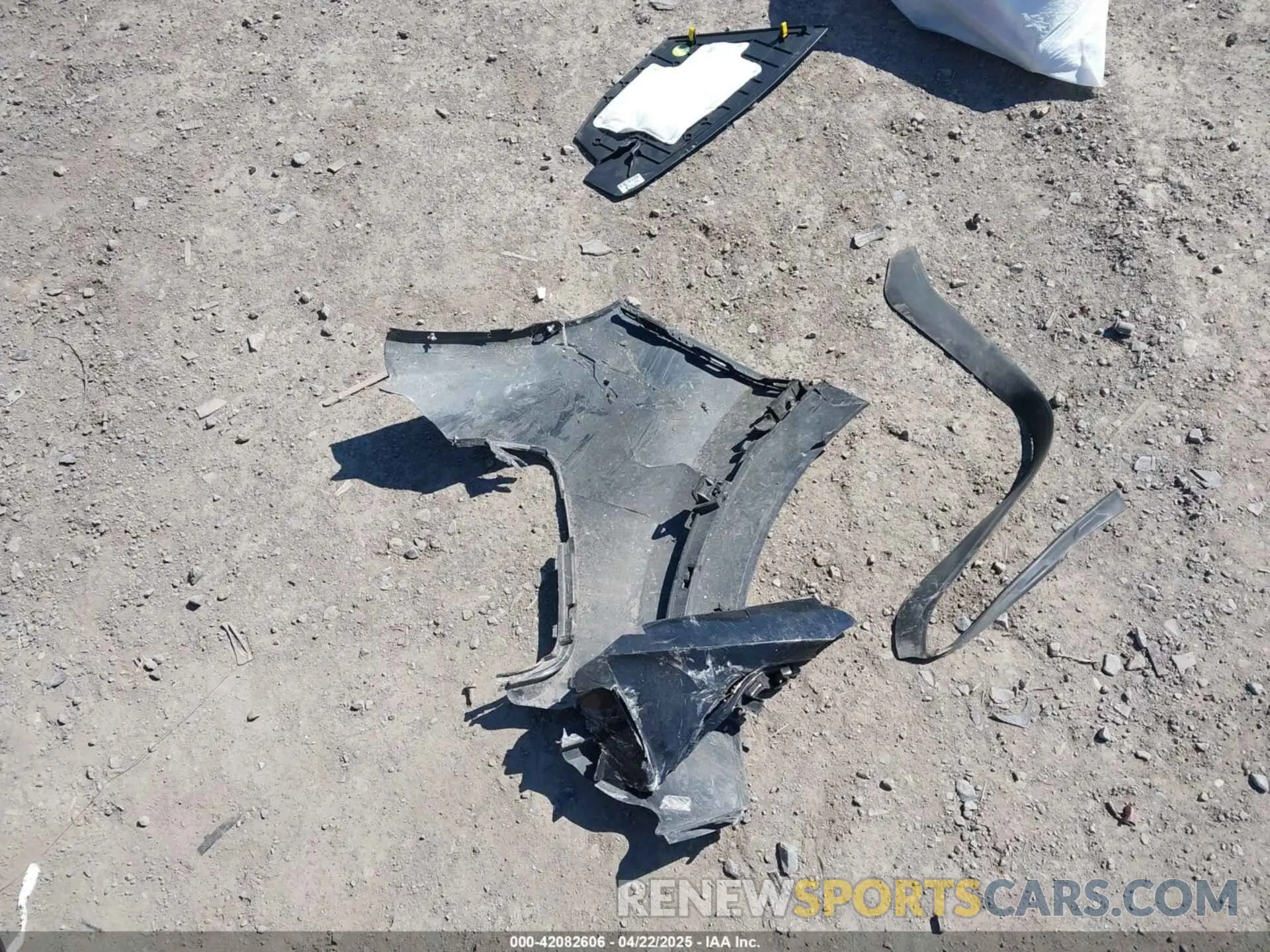 12 Photograph of a damaged car KNDPMCAC8M7933588 KIA SPORTAGE 2021