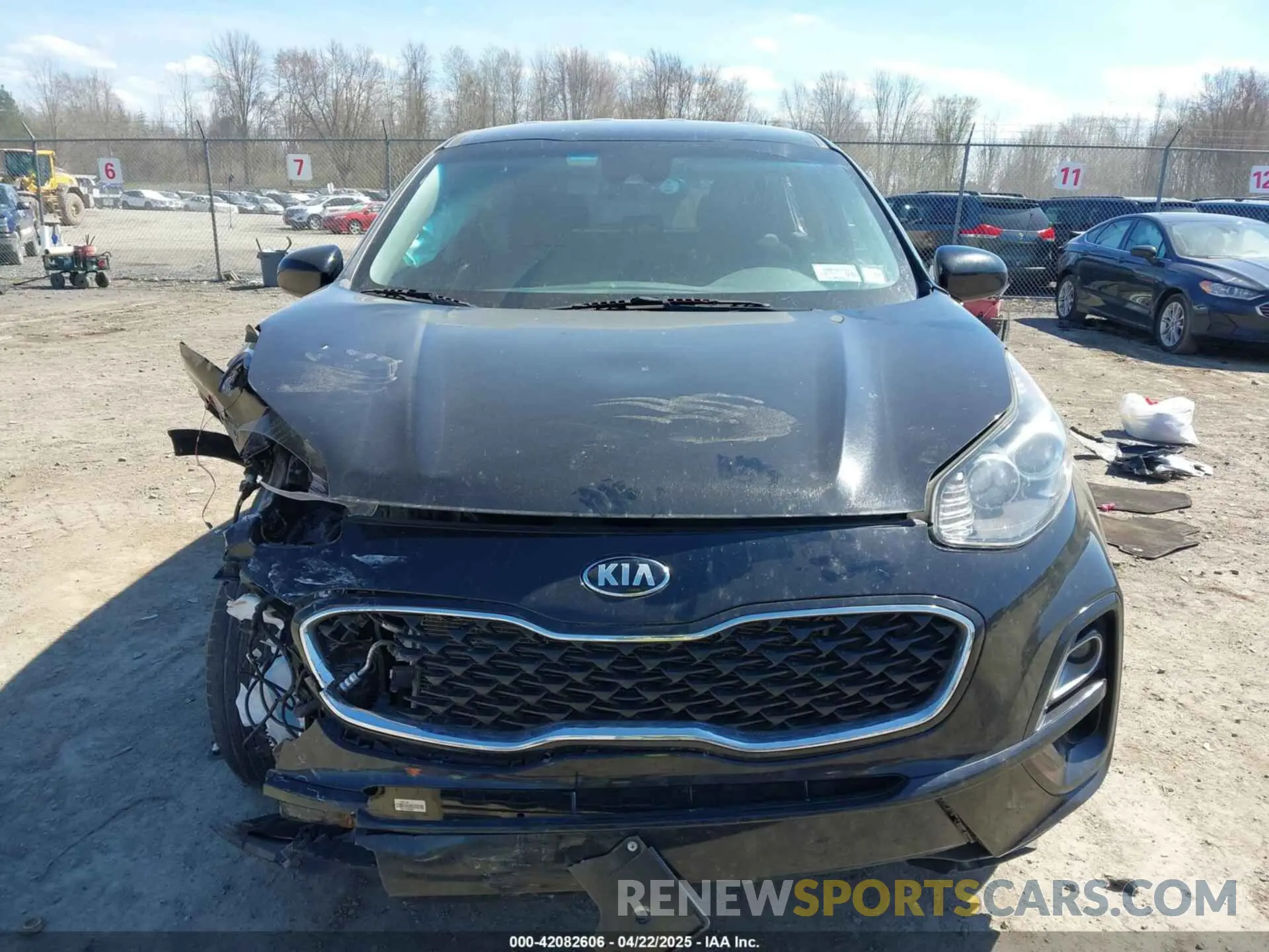 13 Photograph of a damaged car KNDPMCAC8M7933588 KIA SPORTAGE 2021