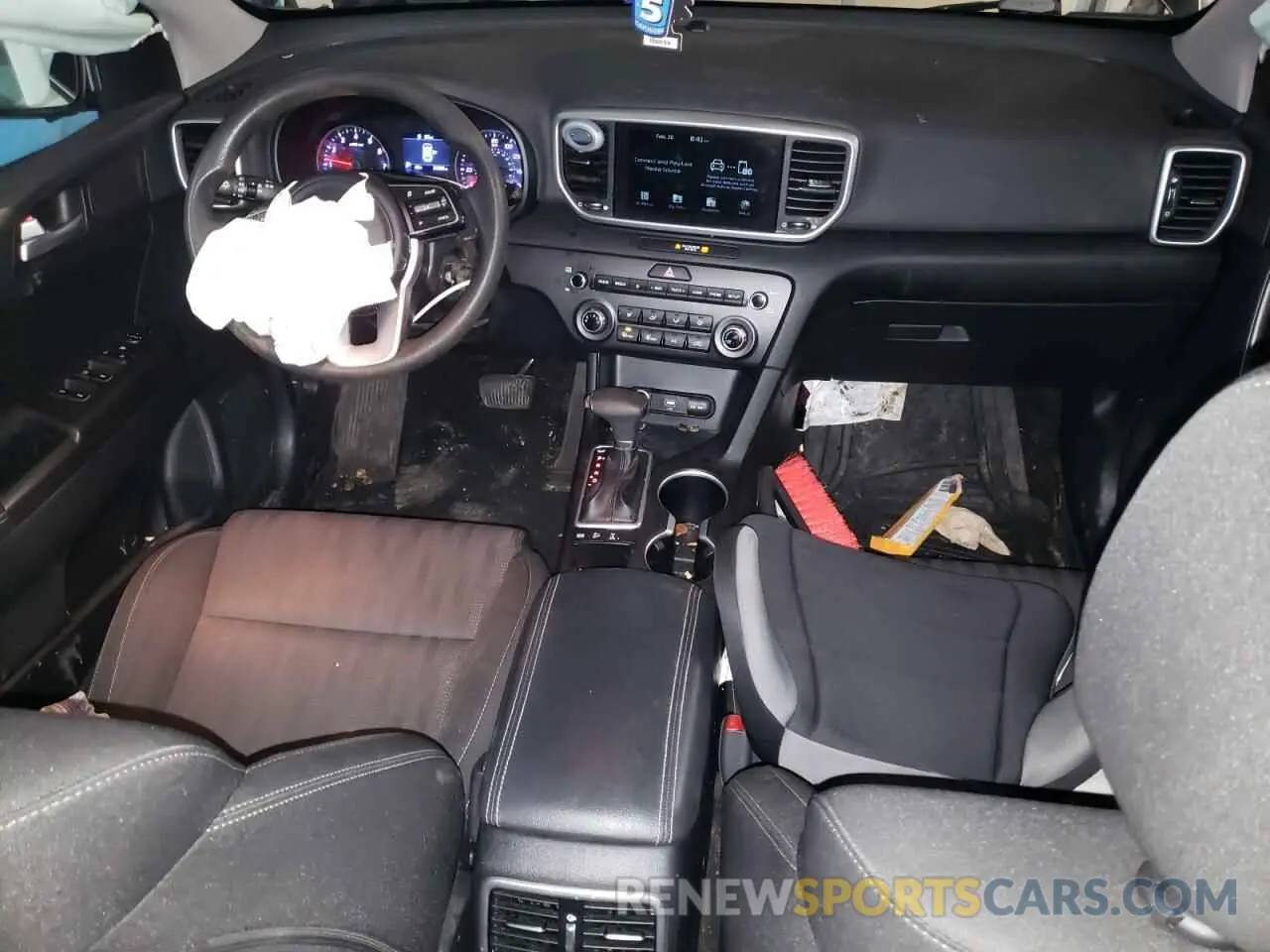 8 Photograph of a damaged car KNDPMCAC9M7901796 KIA SPORTAGE 2021