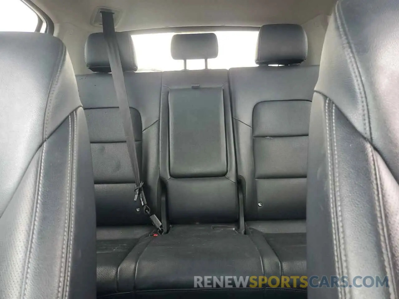 10 Фотография поврежденного автомобиля KNDPN3AC4M7860832 KIA SPORTAGE 2021