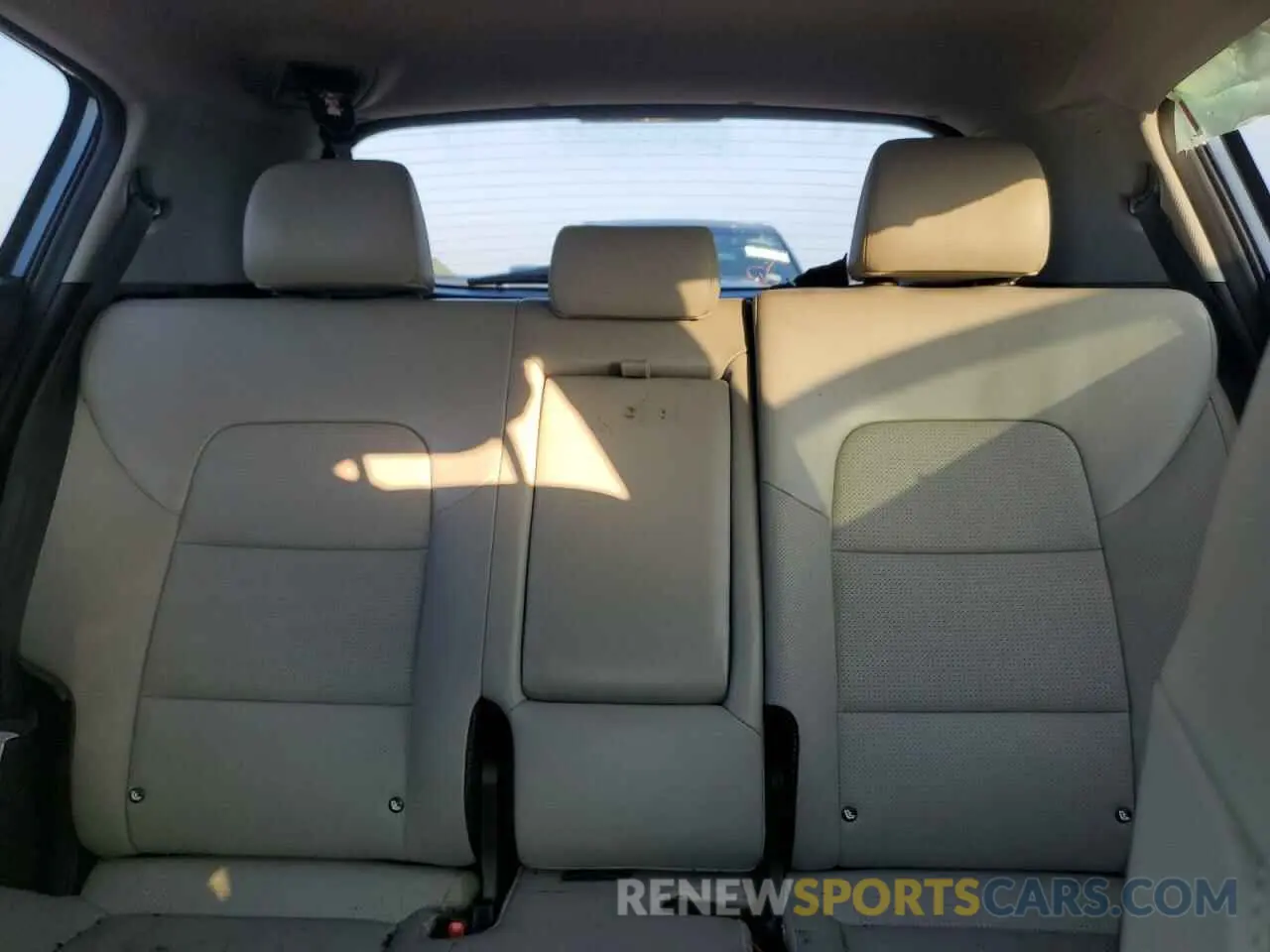 10 Photograph of a damaged car KNDPN3AC8M7888066 KIA SPORTAGE 2021