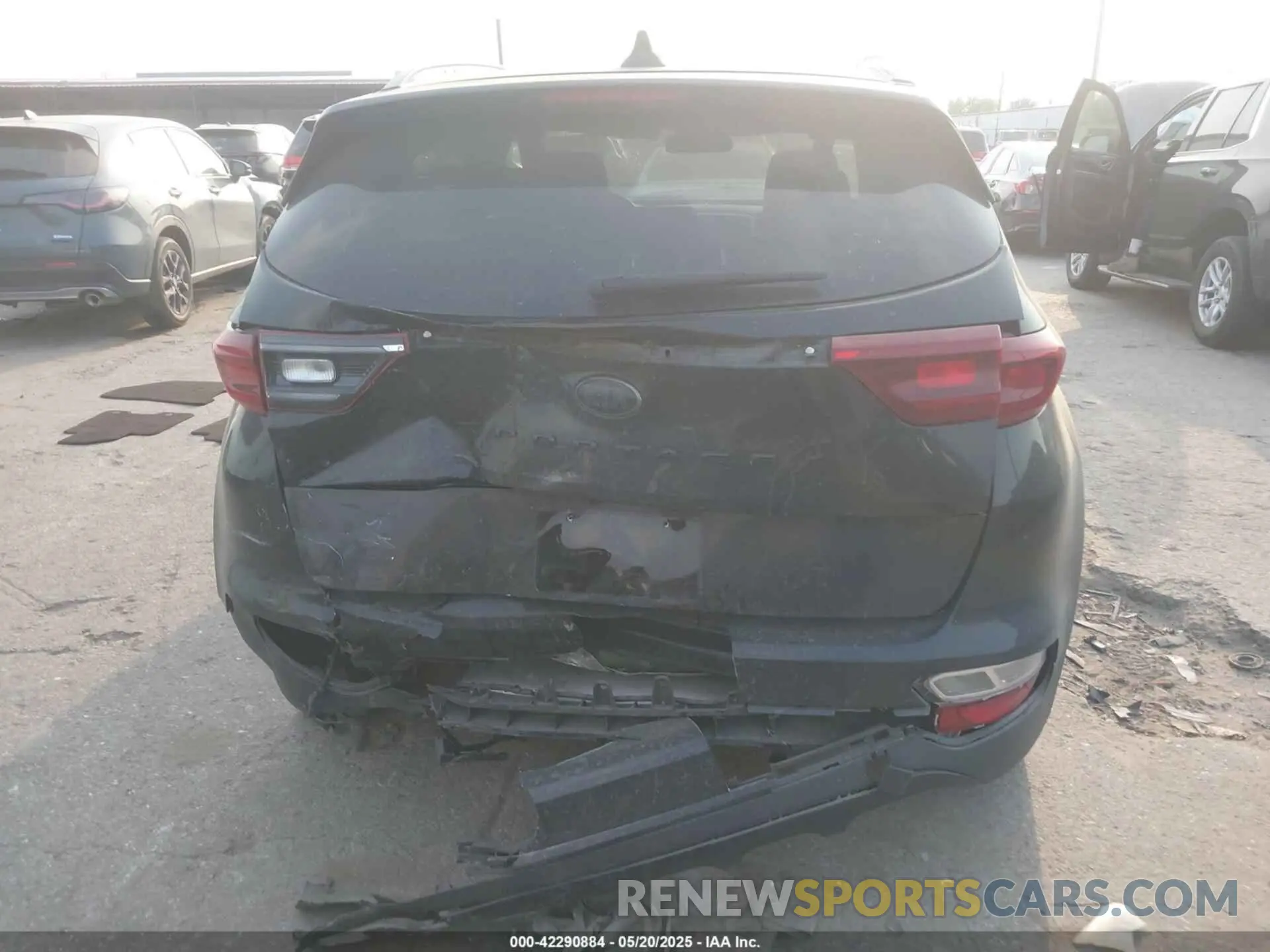 15 Photograph of a damaged car KNDP63AC9N7959449 KIA SPORTAGE 2022