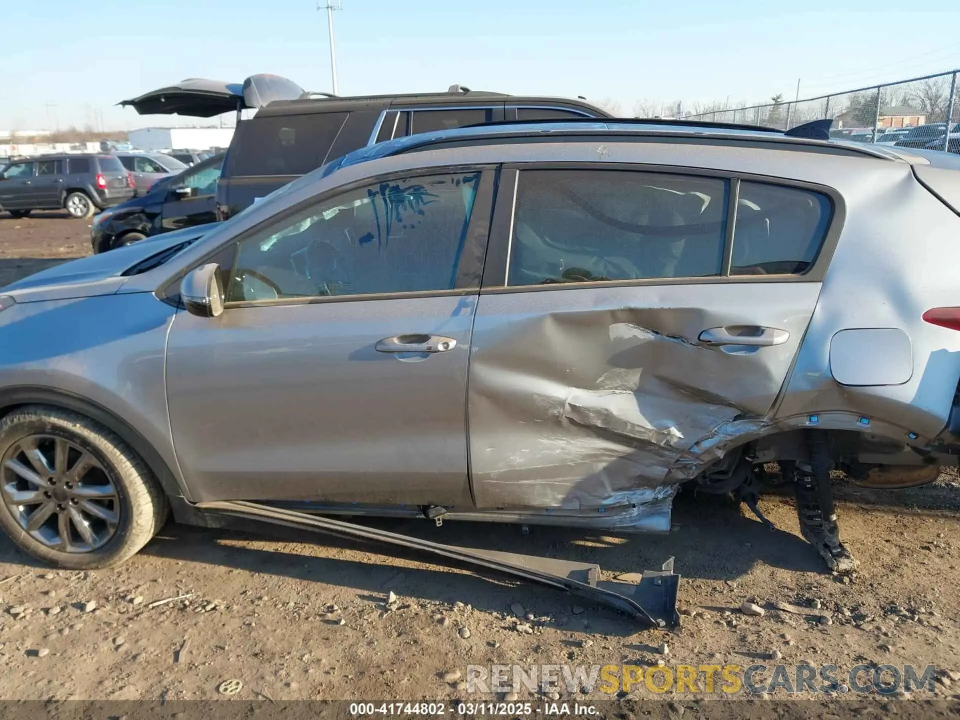 15 Photograph of a damaged car KNDP63ACXN7955555 KIA SPORTAGE 2022