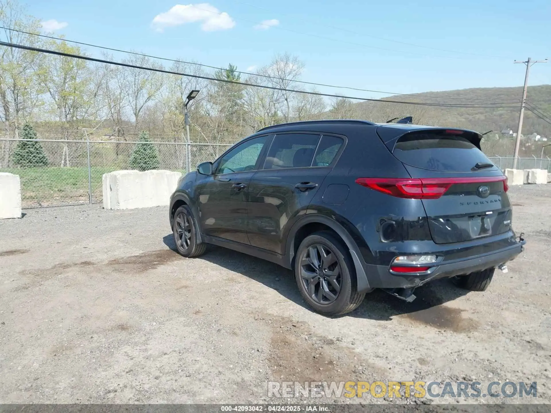 3 Photograph of a damaged car KNDP6CAC1N7018805 KIA SPORTAGE 2022