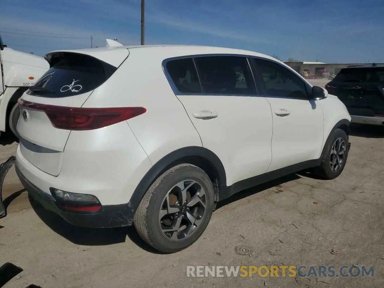 3 Фотография поврежденного автомобиля KNDPM3AC0N7013388 KIA SPORTAGE 2022