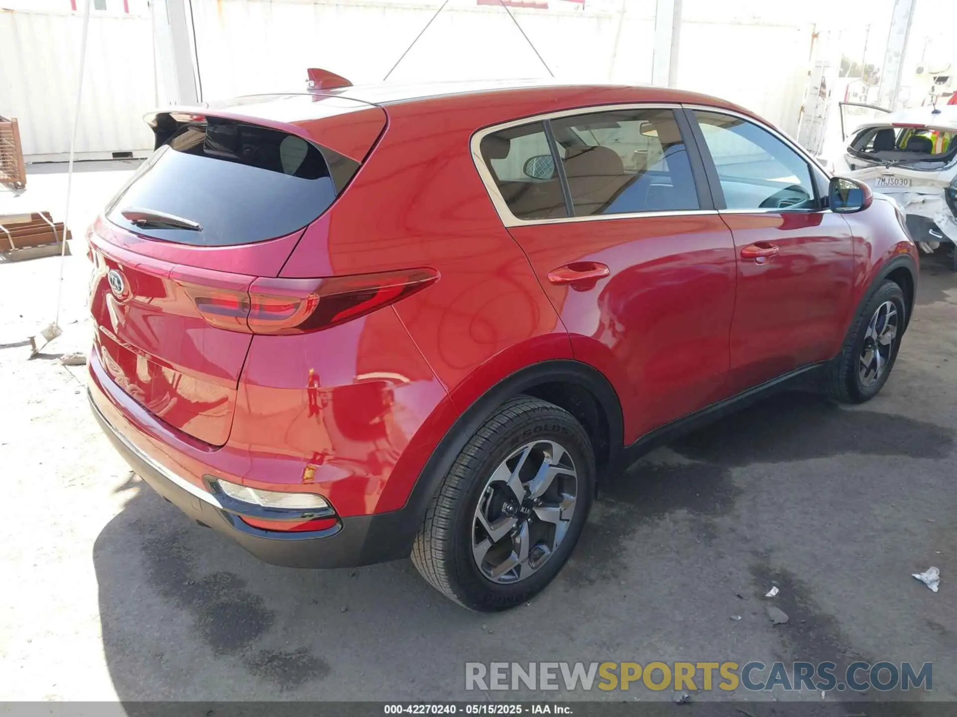 4 Photograph of a damaged car KNDPM3AC1N7952047 KIA SPORTAGE 2022