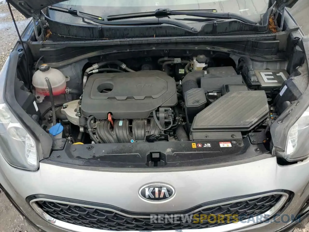 11 Photograph of a damaged car KNDPM3AC3N7015880 KIA SPORTAGE 2022