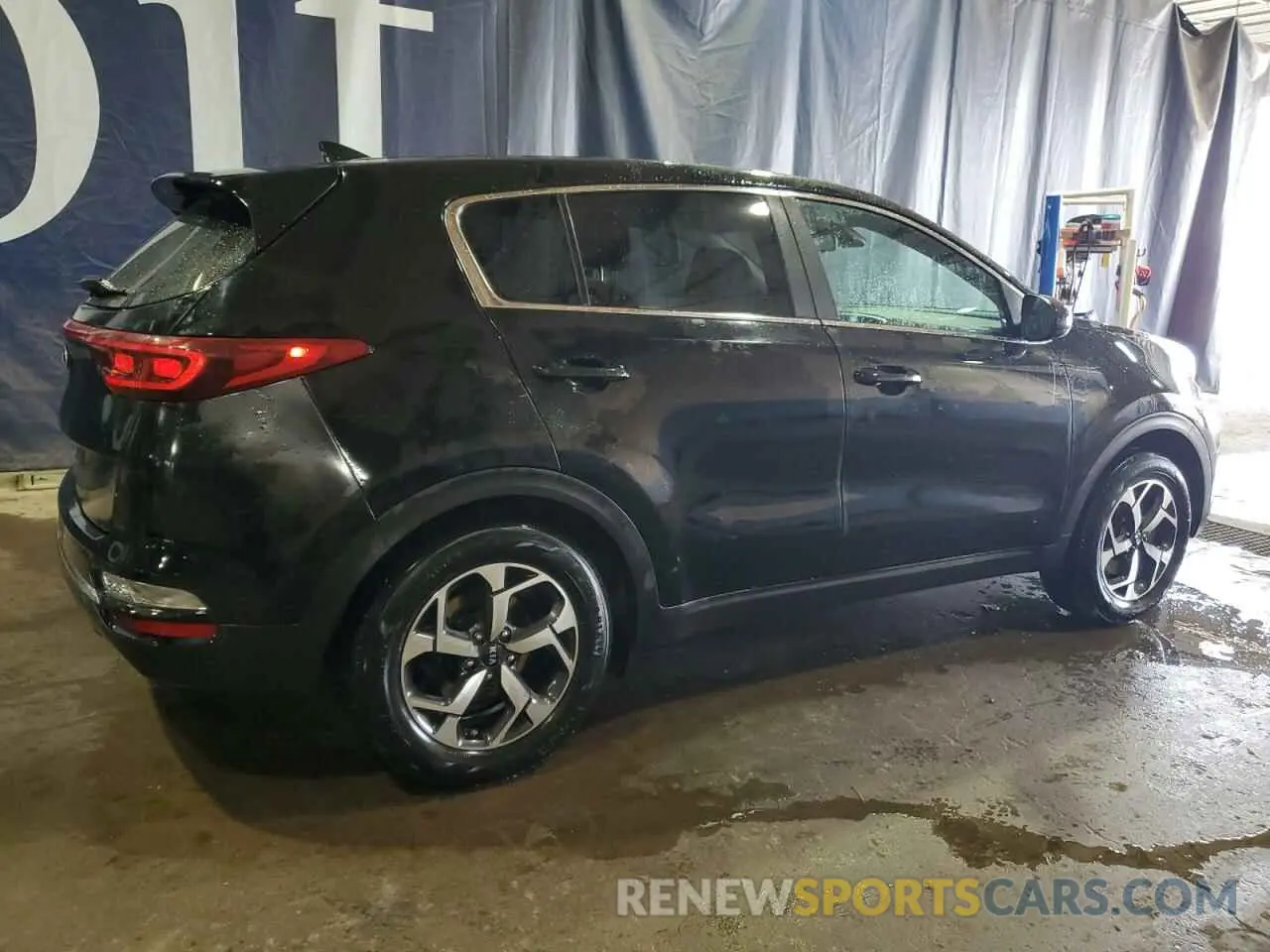 3 Photograph of a damaged car KNDPM3AC3N7977435 KIA SPORTAGE 2022