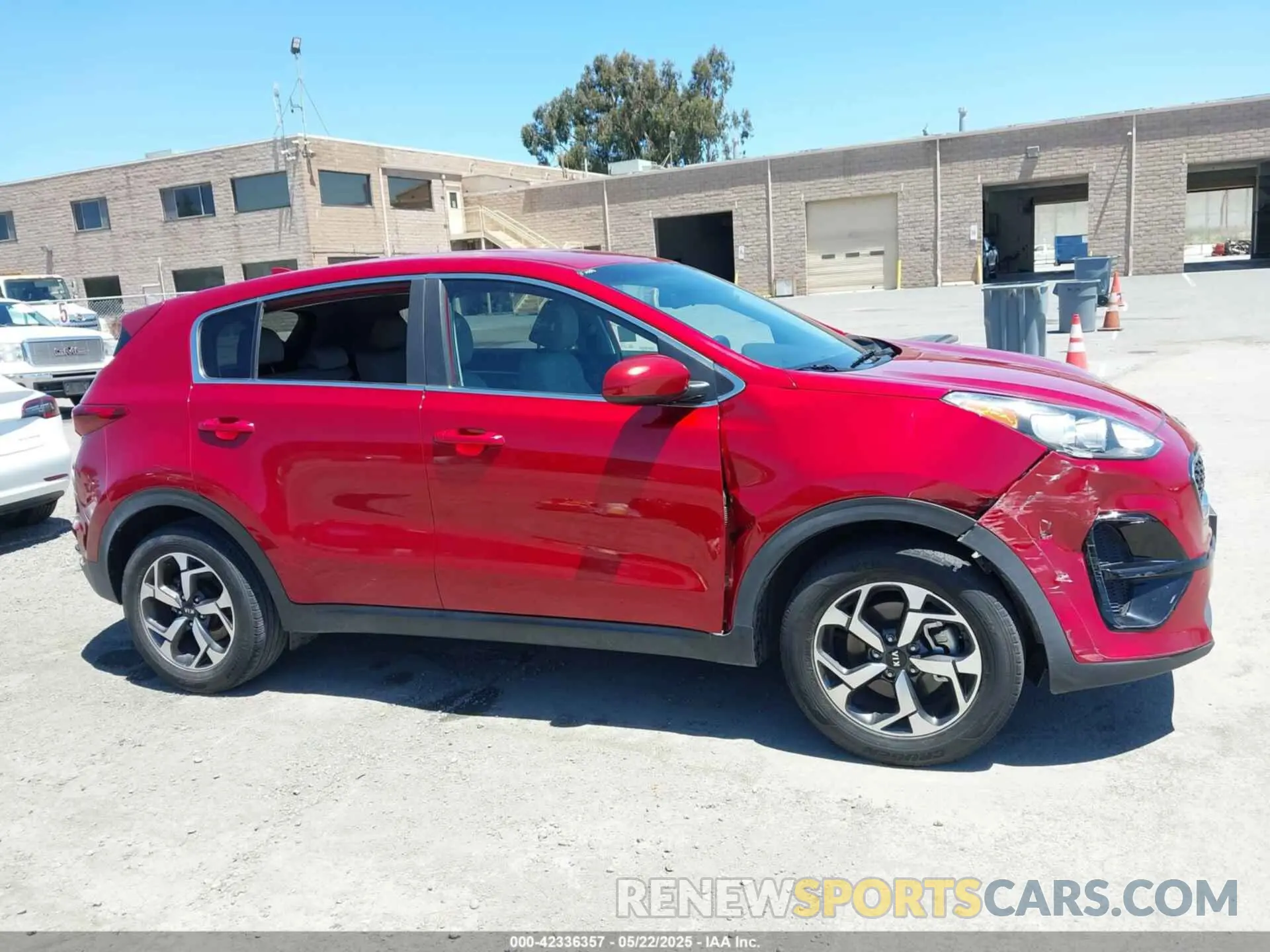 12 Фотография поврежденного автомобиля KNDPM3AC5N7021258 KIA SPORTAGE 2022