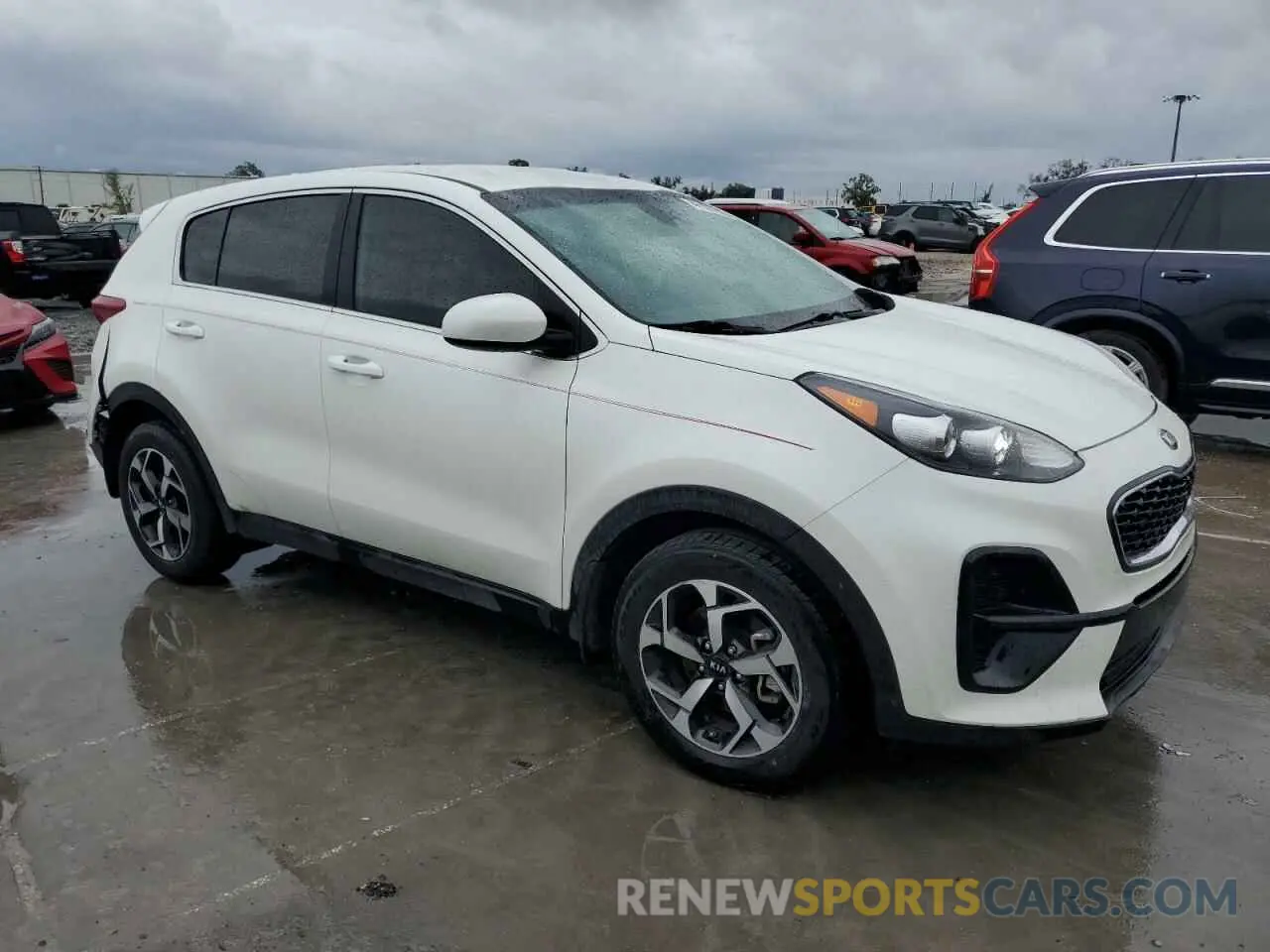 4 Photograph of a damaged car KNDPM3ACXN7984009 KIA SPORTAGE 2022