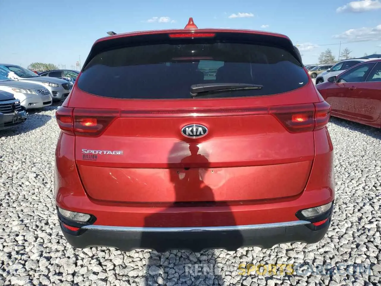 6 Photograph of a damaged car KNDPMCAC1N7015036 KIA SPORTAGE 2022