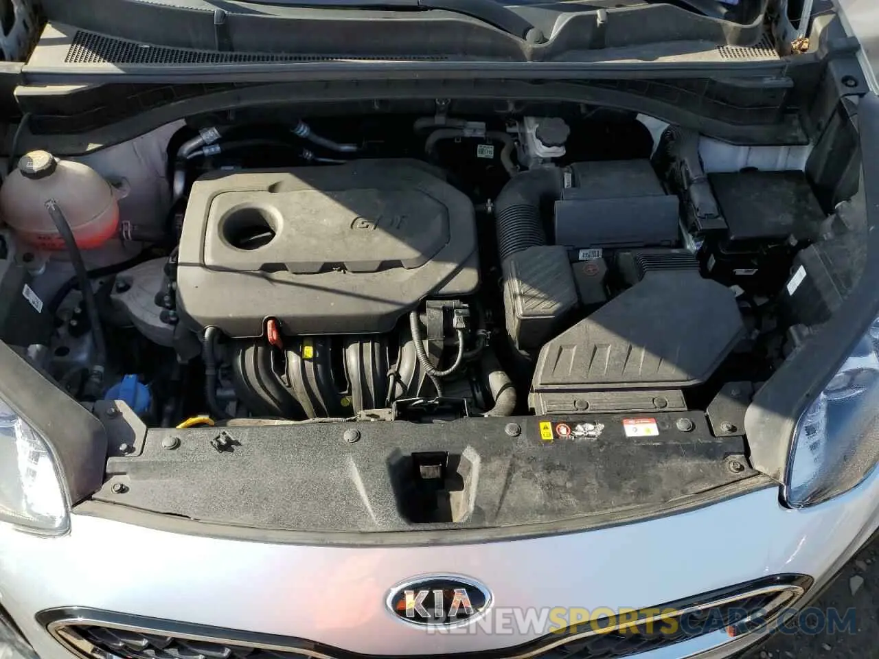 12 Photograph of a damaged car KNDPMCAC1N7950055 KIA SPORTAGE 2022