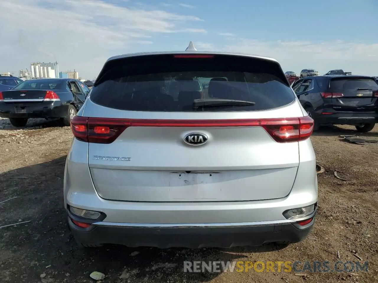 6 Photograph of a damaged car KNDPMCAC1N7950055 KIA SPORTAGE 2022