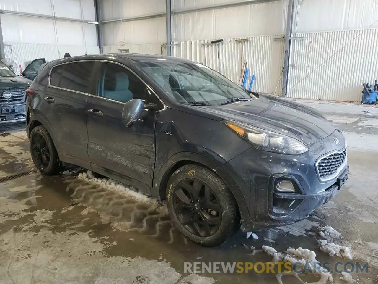 4 Photograph of a damaged car KNDPMCAC2N7965440 KIA SPORTAGE 2022