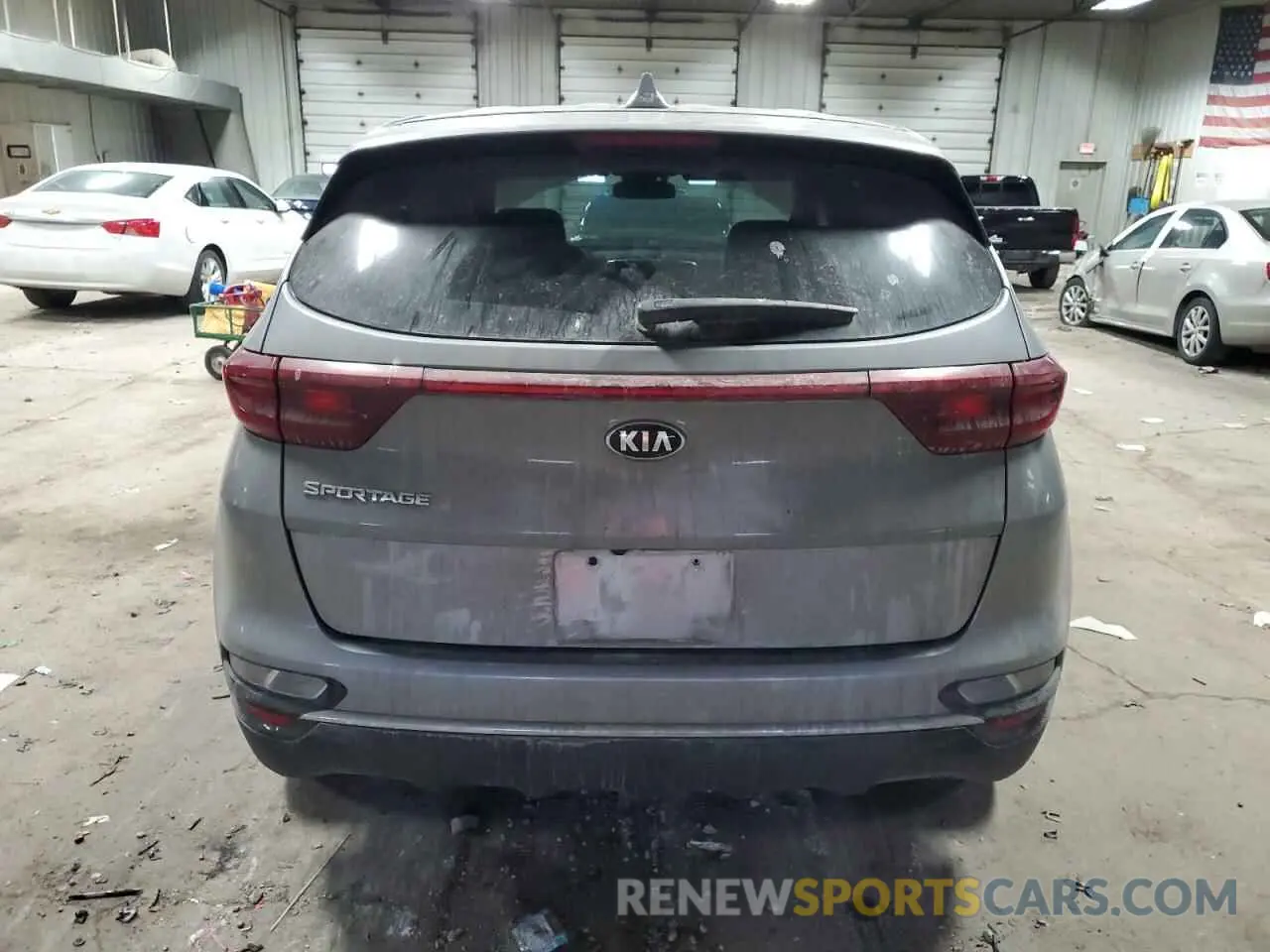 6 Photograph of a damaged car KNDPMCAC2N7991990 KIA SPORTAGE 2022