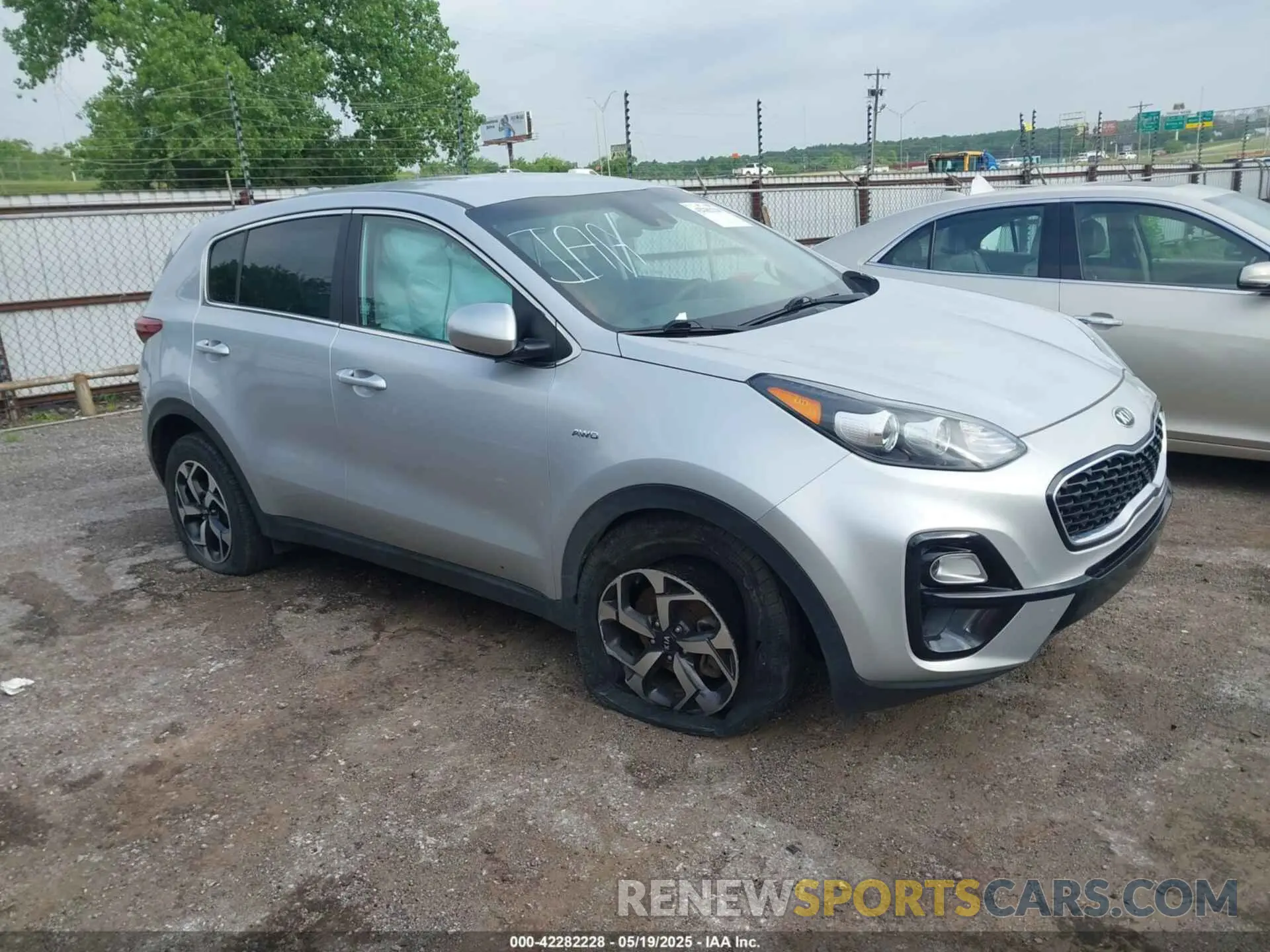 1 Photograph of a damaged car KNDPMCAC7N7011332 KIA SPORTAGE 2022