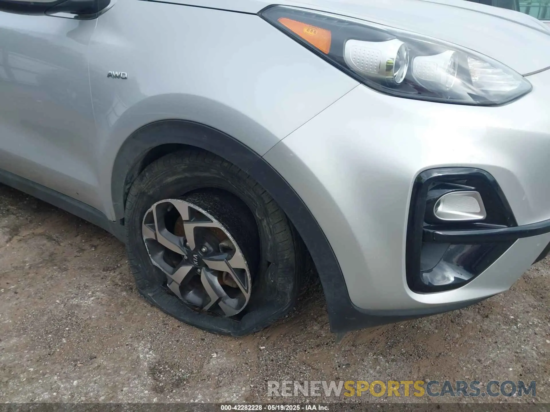 6 Photograph of a damaged car KNDPMCAC7N7011332 KIA SPORTAGE 2022