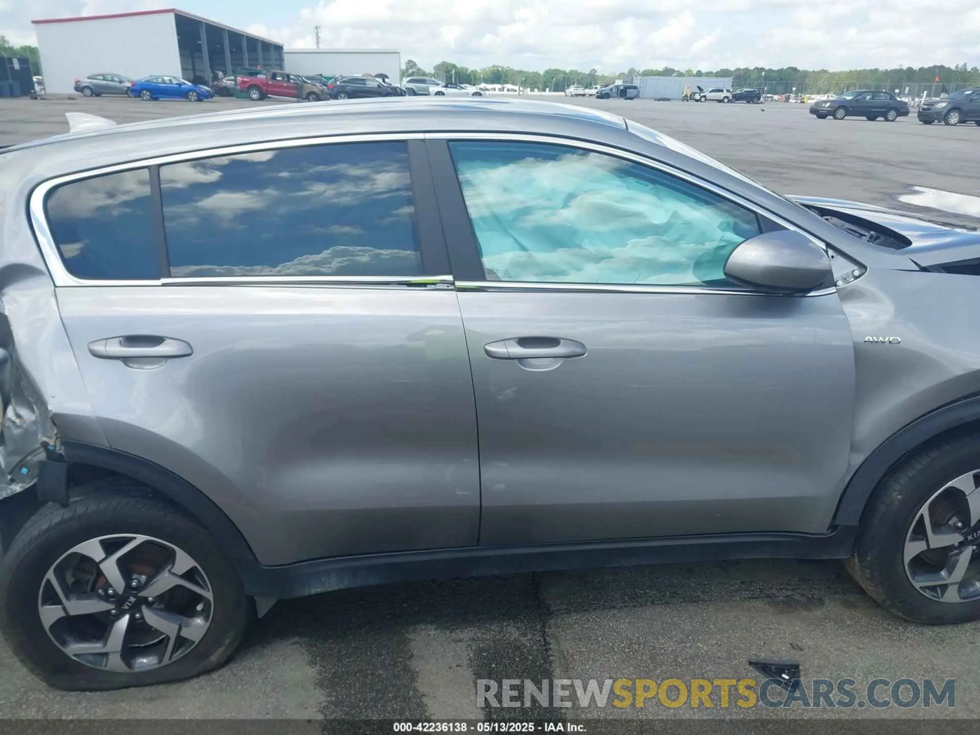 13 Photograph of a damaged car KNDPMCAC8N7014224 KIA SPORTAGE 2022