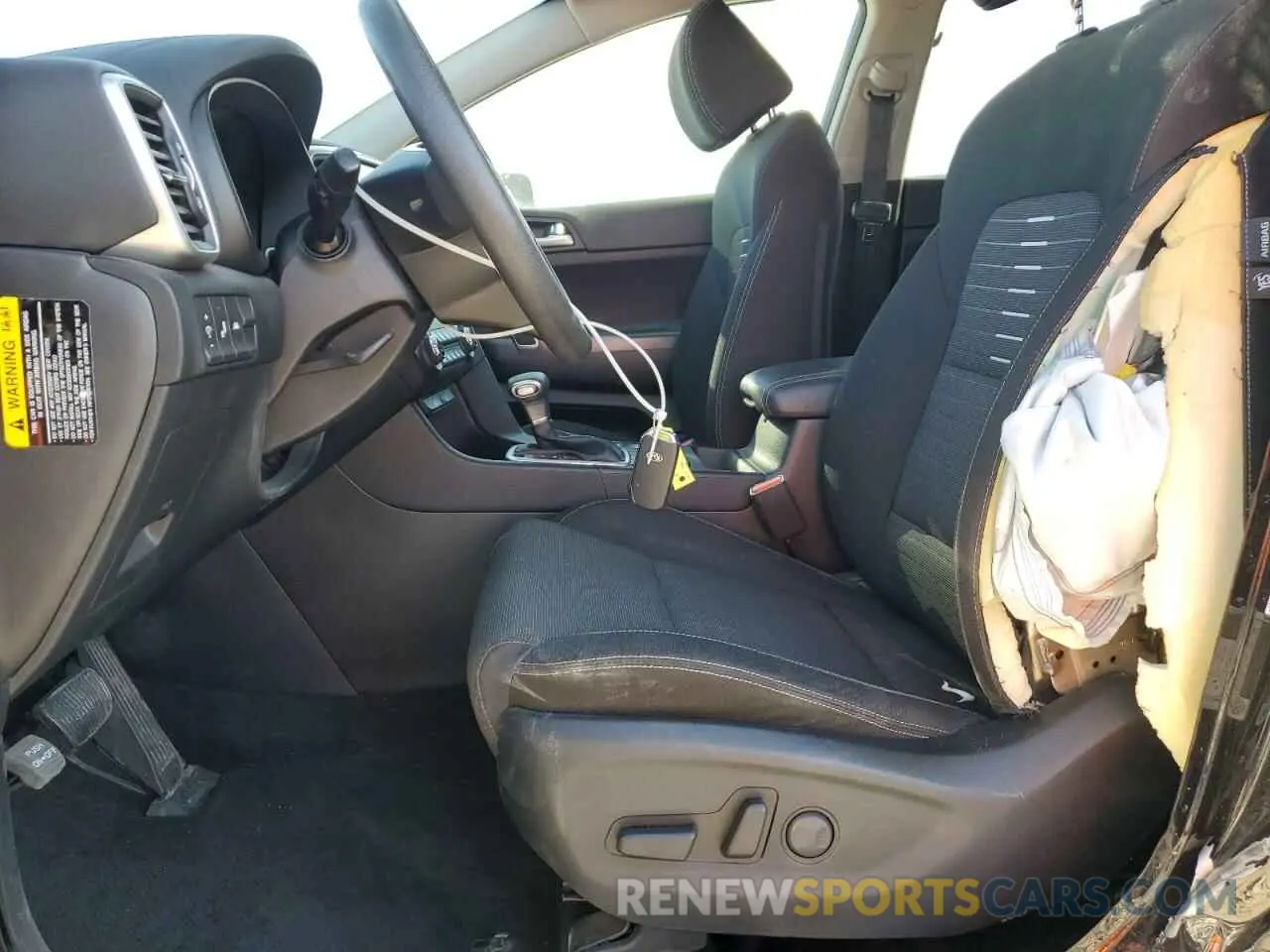 7 Photograph of a damaged car KNDPMCAC8N7955575 KIA SPORTAGE 2022